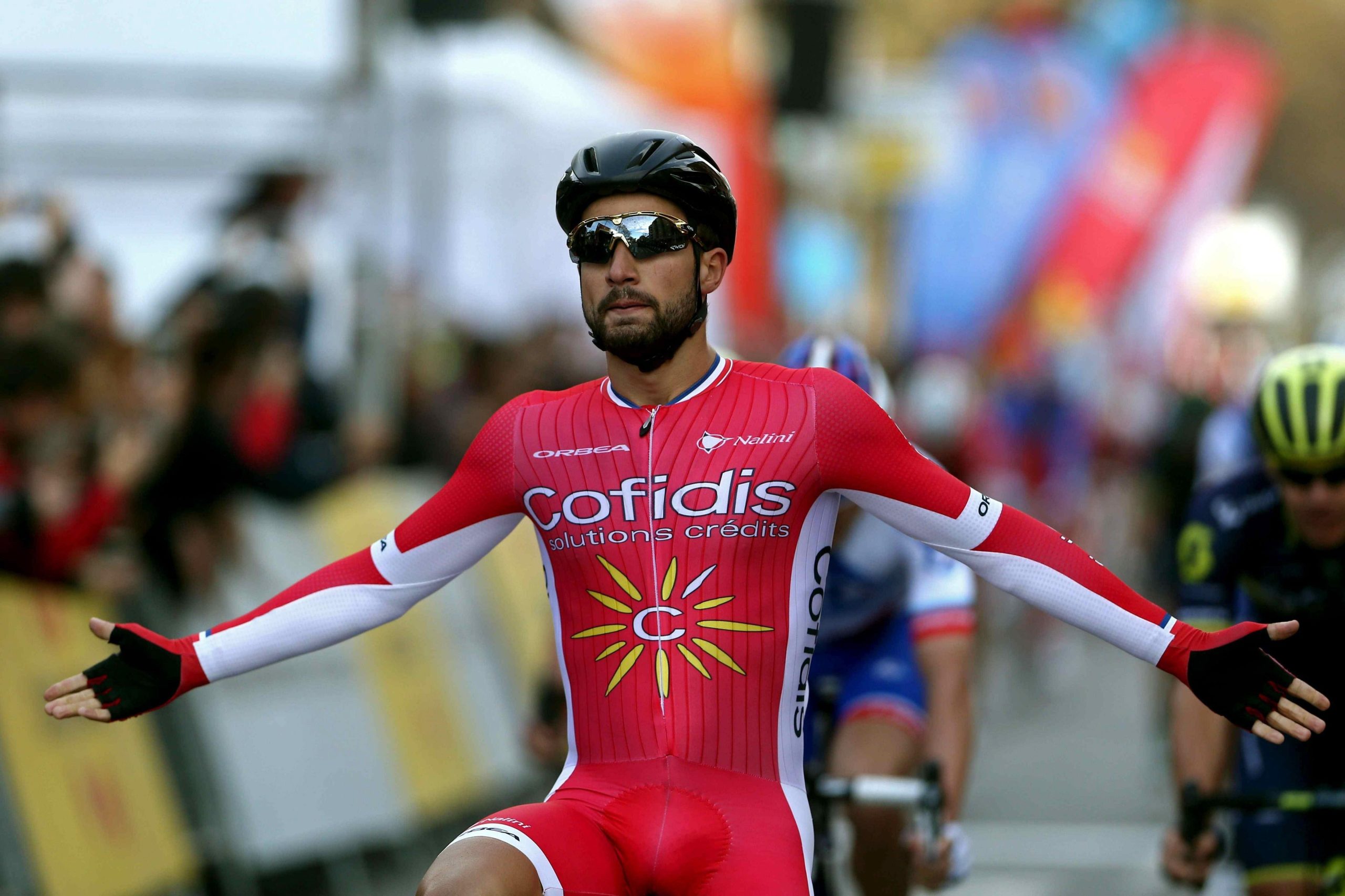 Vuelta: Vento faz estragos na geral em dia da ‘redenção’ de Bouhanni