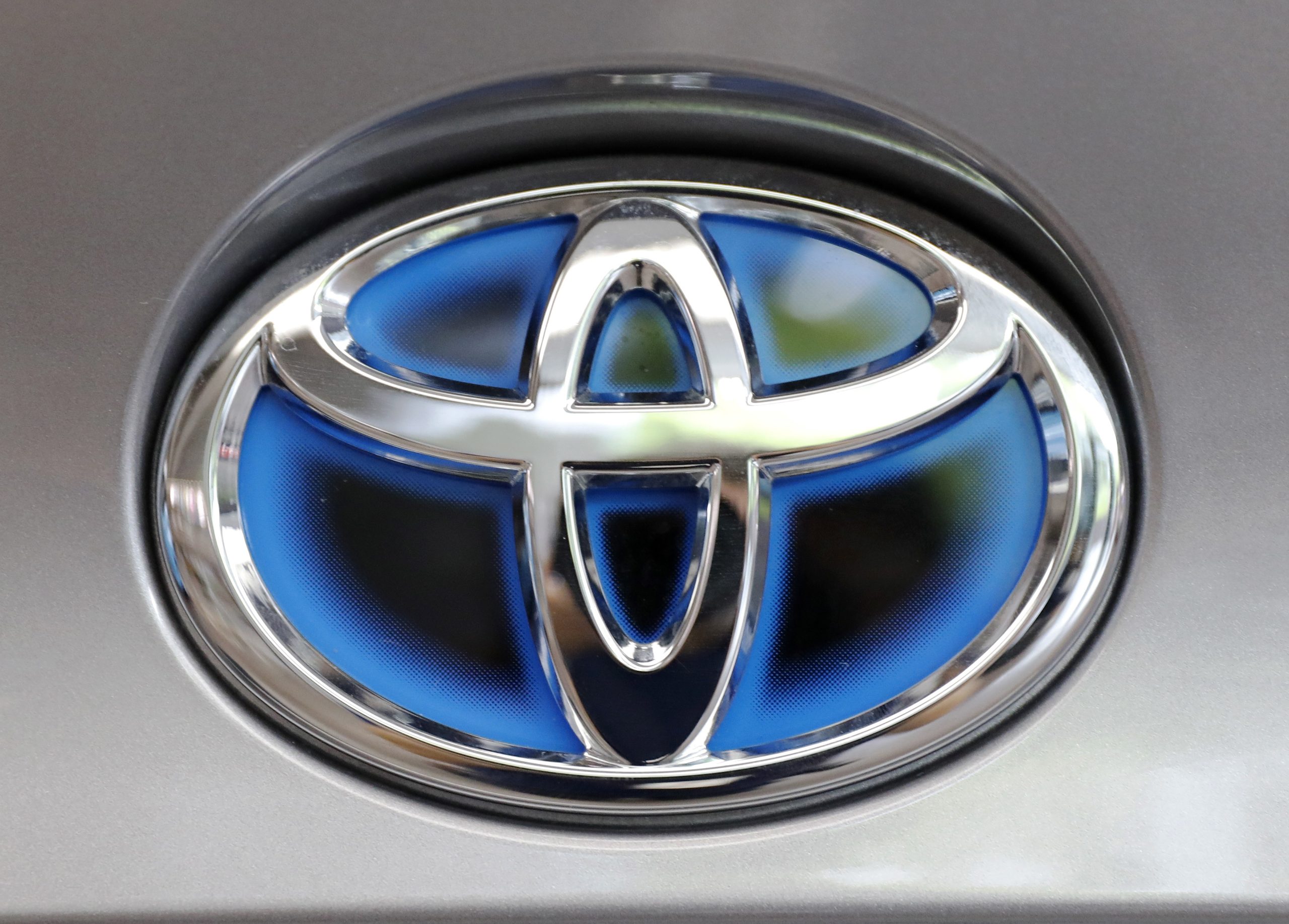 Toyota recolhe 13 mil carros na China devido a defeitos no software dos faróis