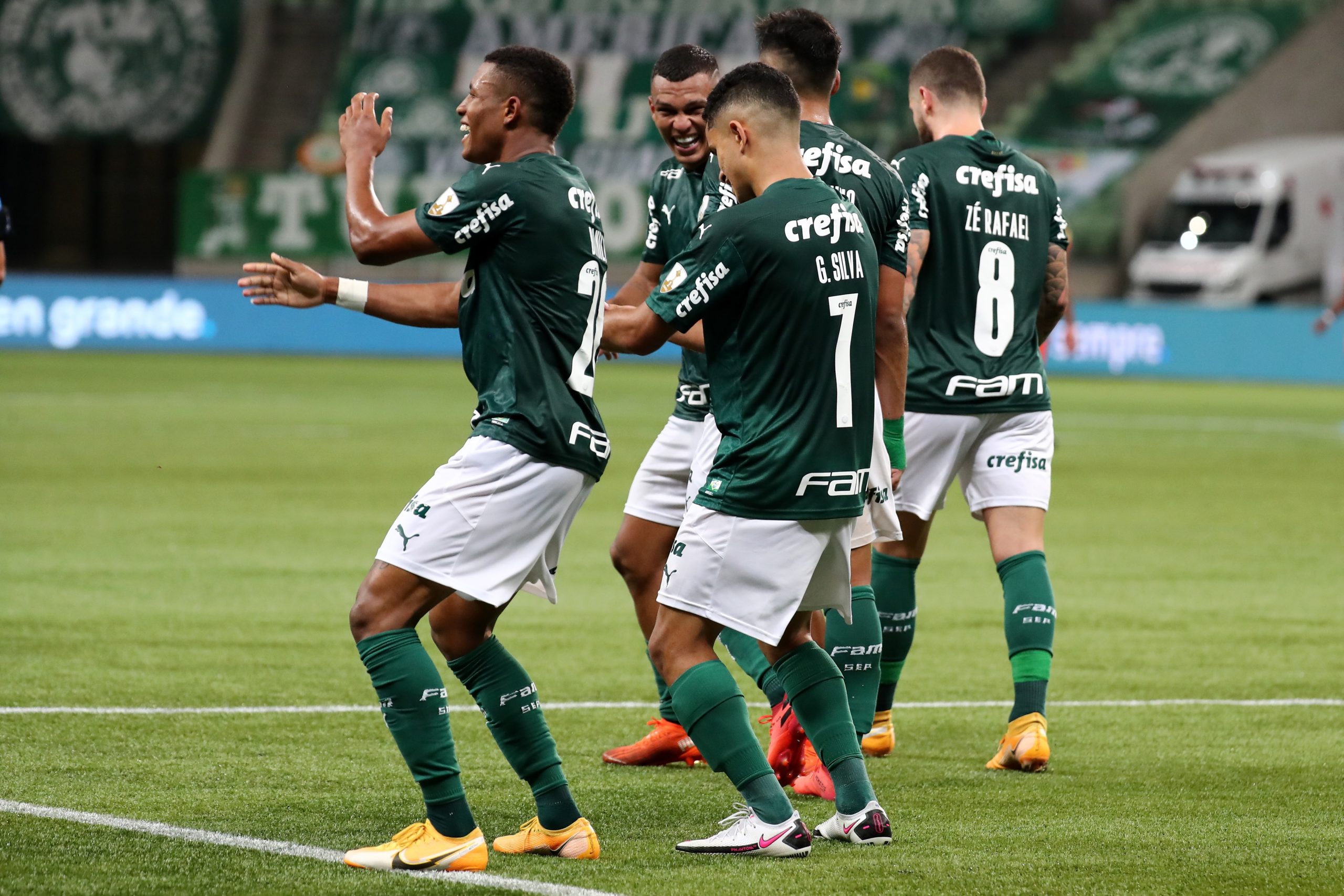 Abel Ferreira leva o Palmeiras às meias-finais da Taça Libertadores