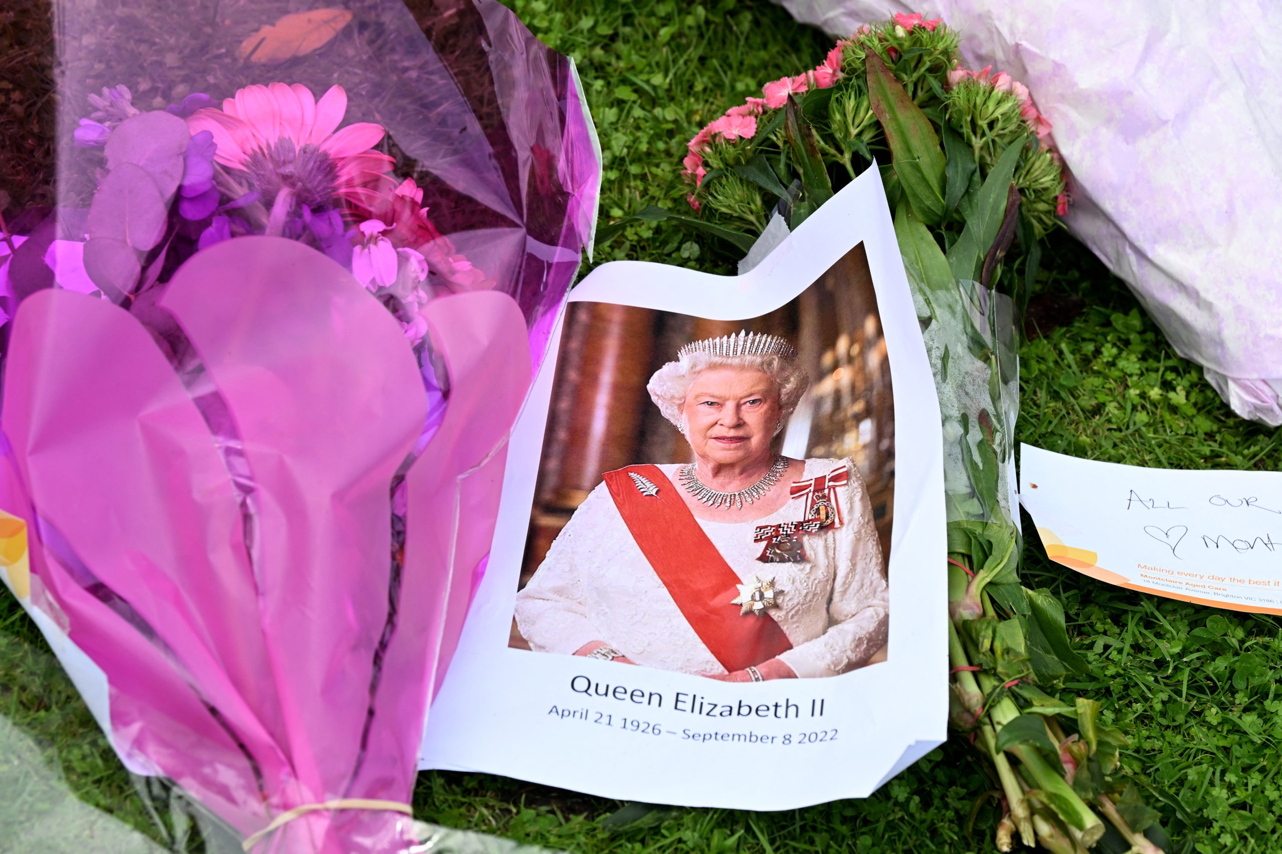 Dia seguinte à morte da Rainha. Tudo o que vai acontecer