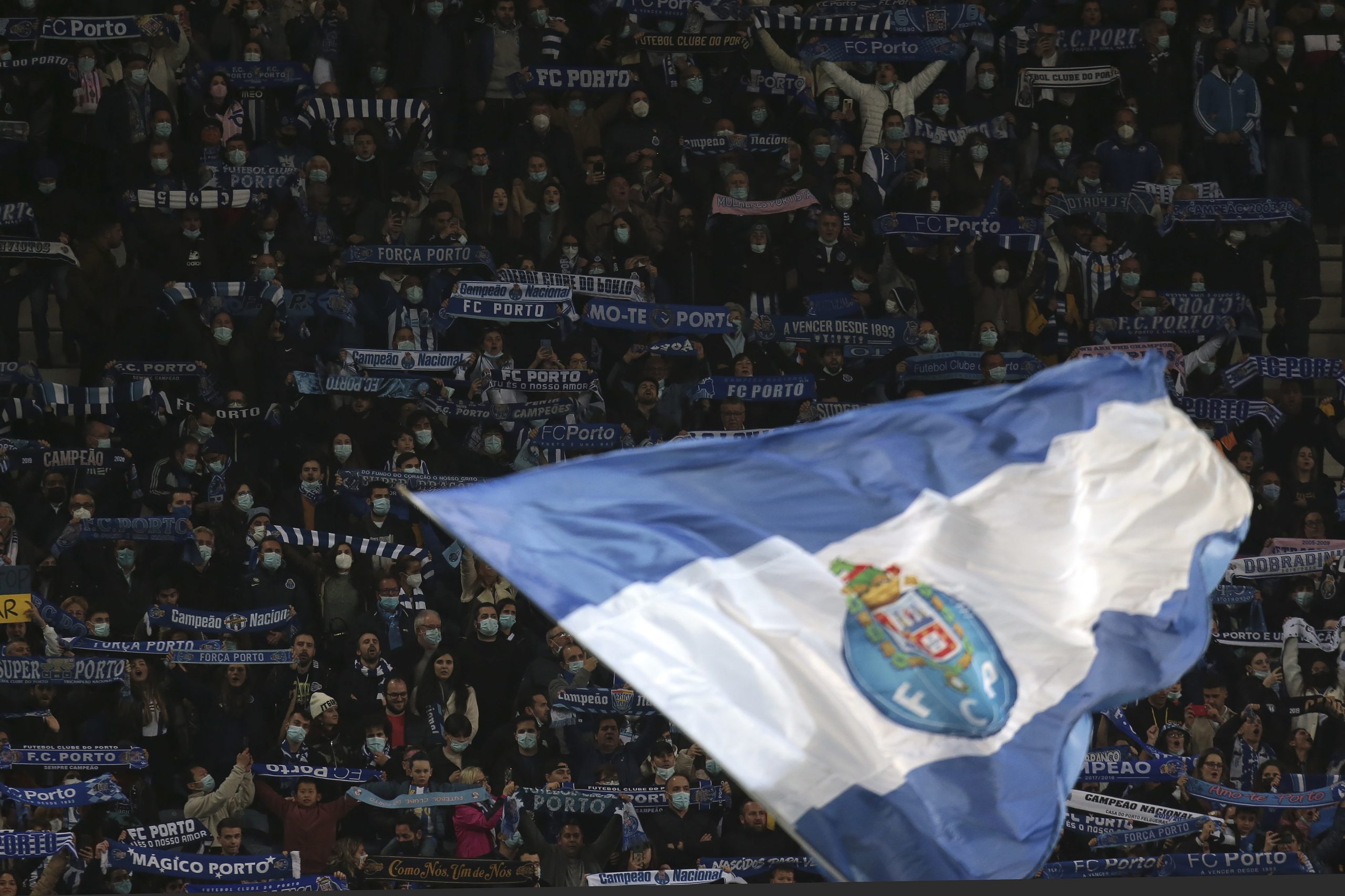 Contas de 2023/24 e nova fundação do FC Porto aprovados por larga maioria em Assembleia Geral