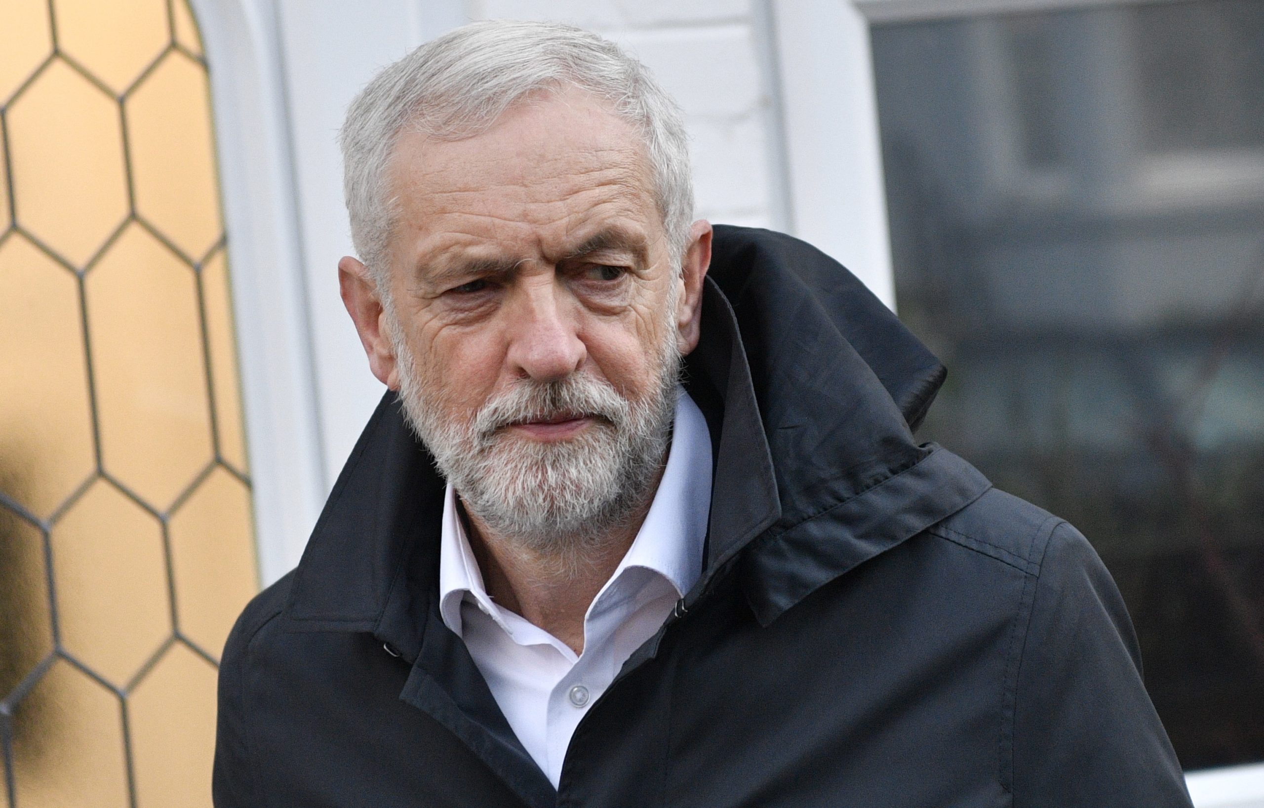 Brexit: Jeremy Corbyn diz que acordo negociado por Theresa May “está morto”
