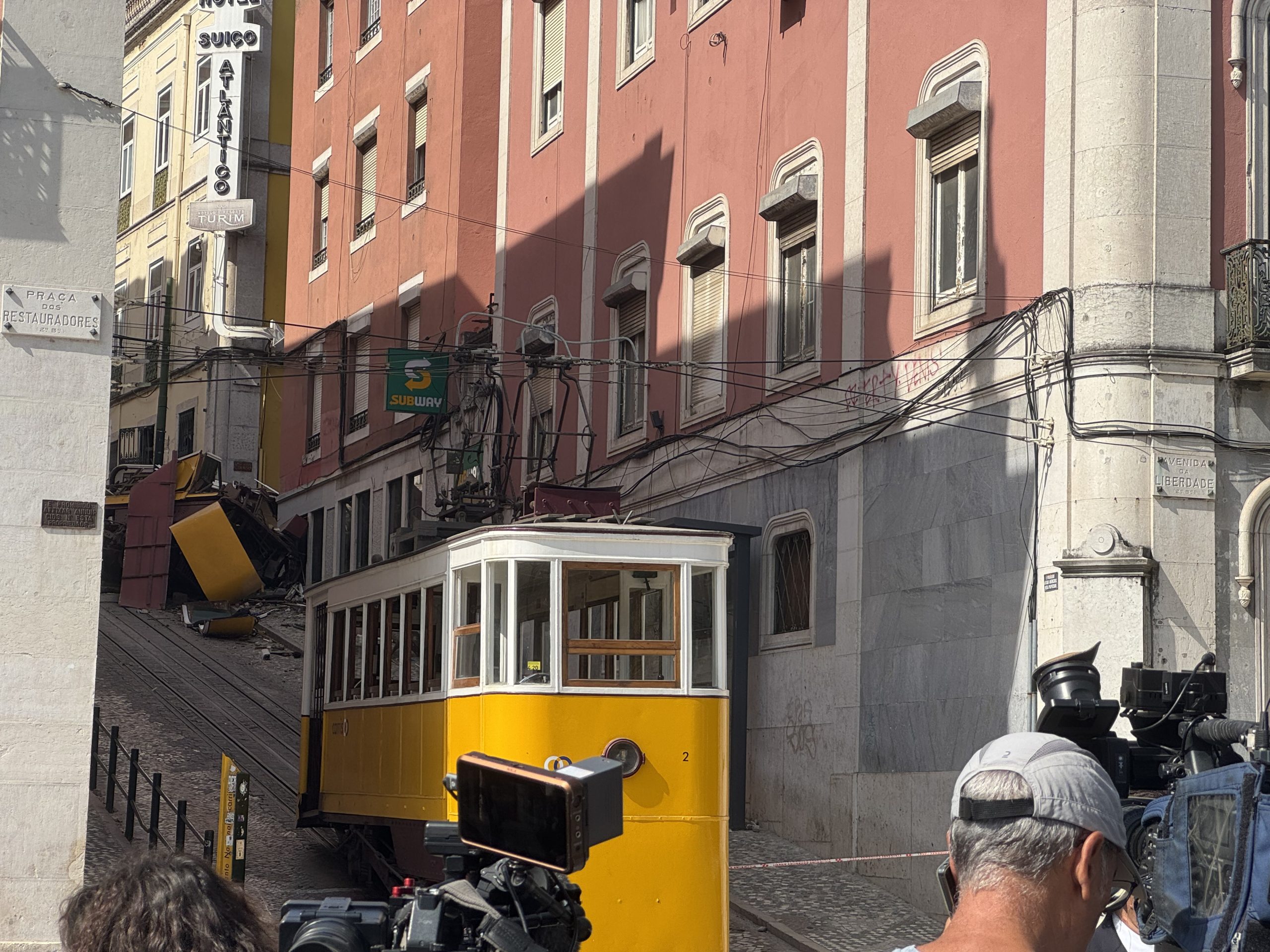 GPIAAF adia para sábado nota sobre descarrilamento do Elevador da Glória