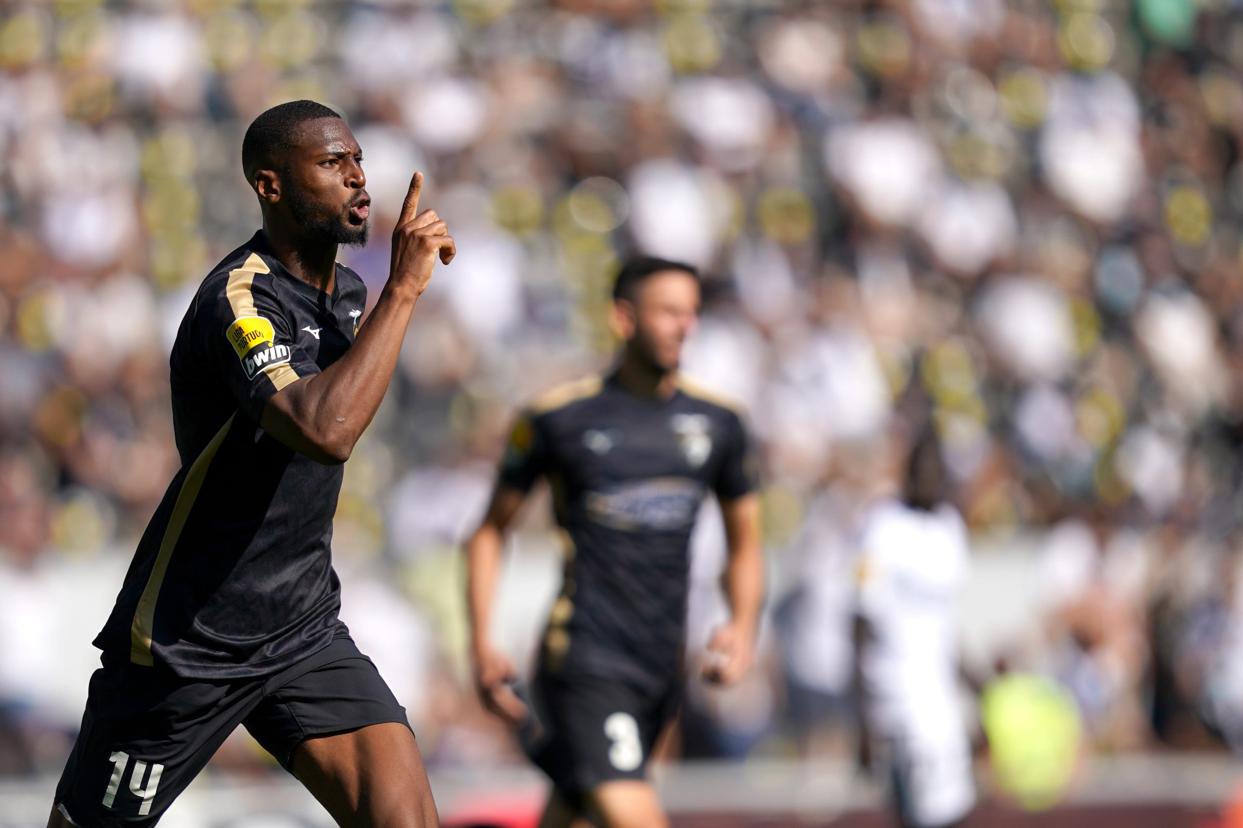 Golo de Beto permite triunfo do Portimonense em Guimarães
