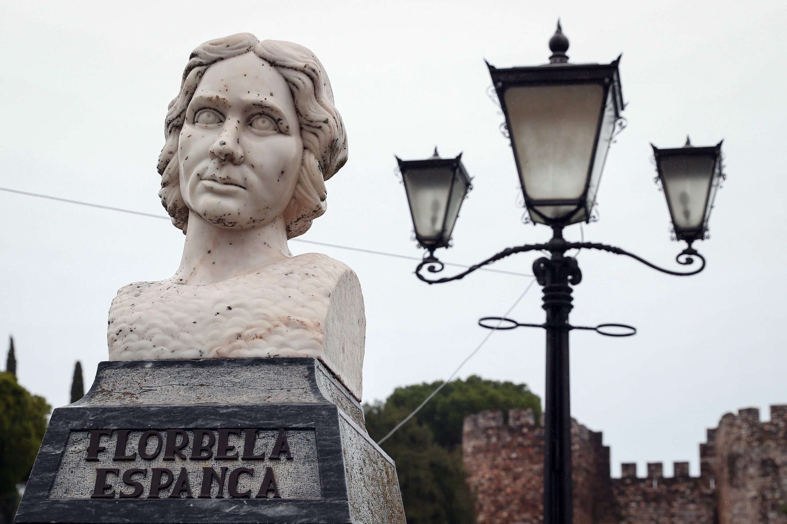 Nova antologia poética de Florbela Espanca apresentada no final do mês em Lisboa