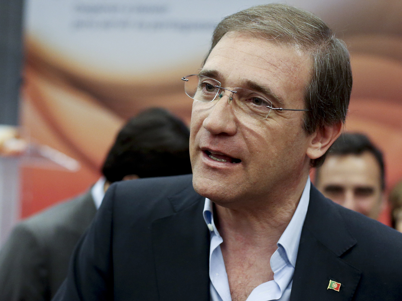 Passos cumprimenta Trump e faz votos para que se distancie do tom da campanha