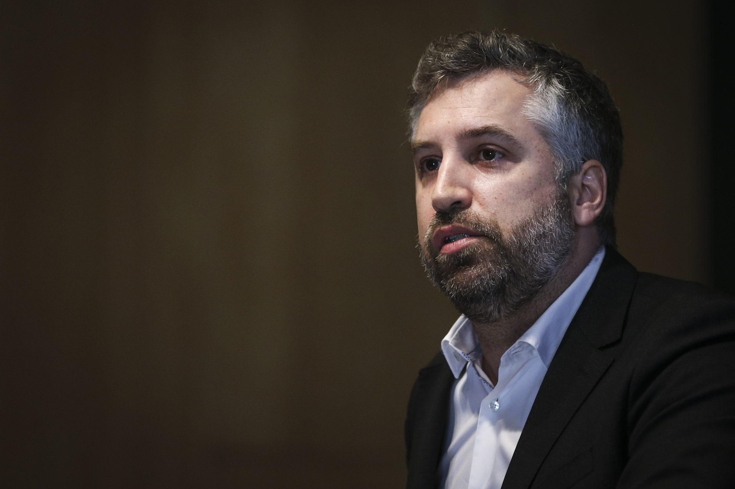 Pedro Nuno Santos defende Medina e critica quem tenta obter “ganhos políticos”