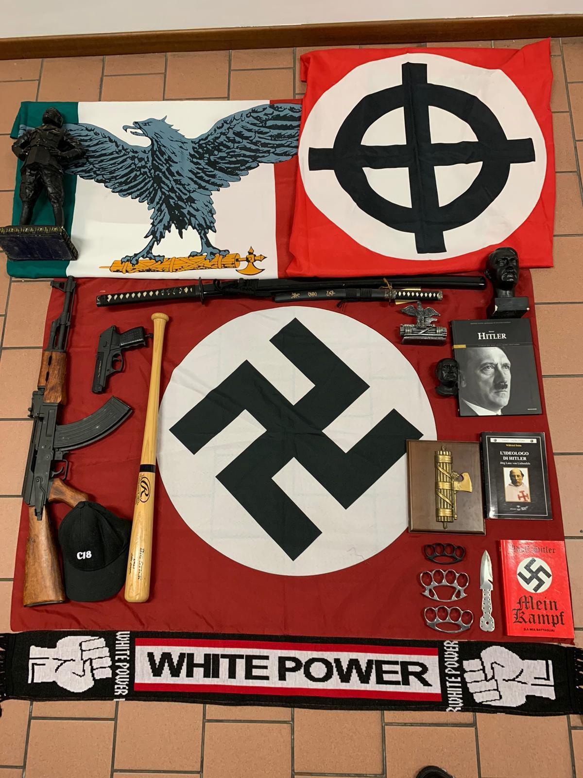 Itália desmantela grupo armado neonazi com ligações a Mário Machado