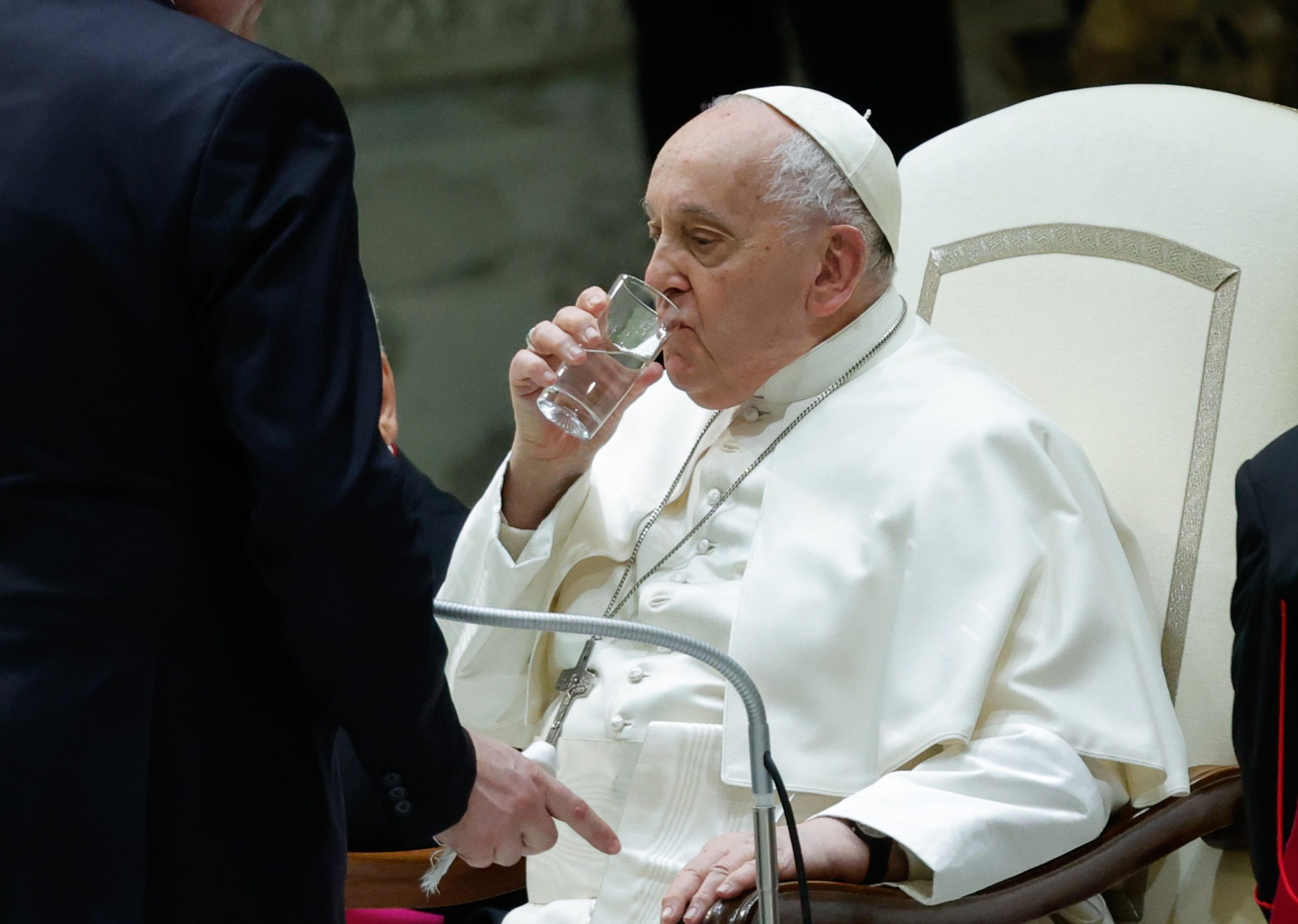 Papa com bronquite não conseguiu ler discurso