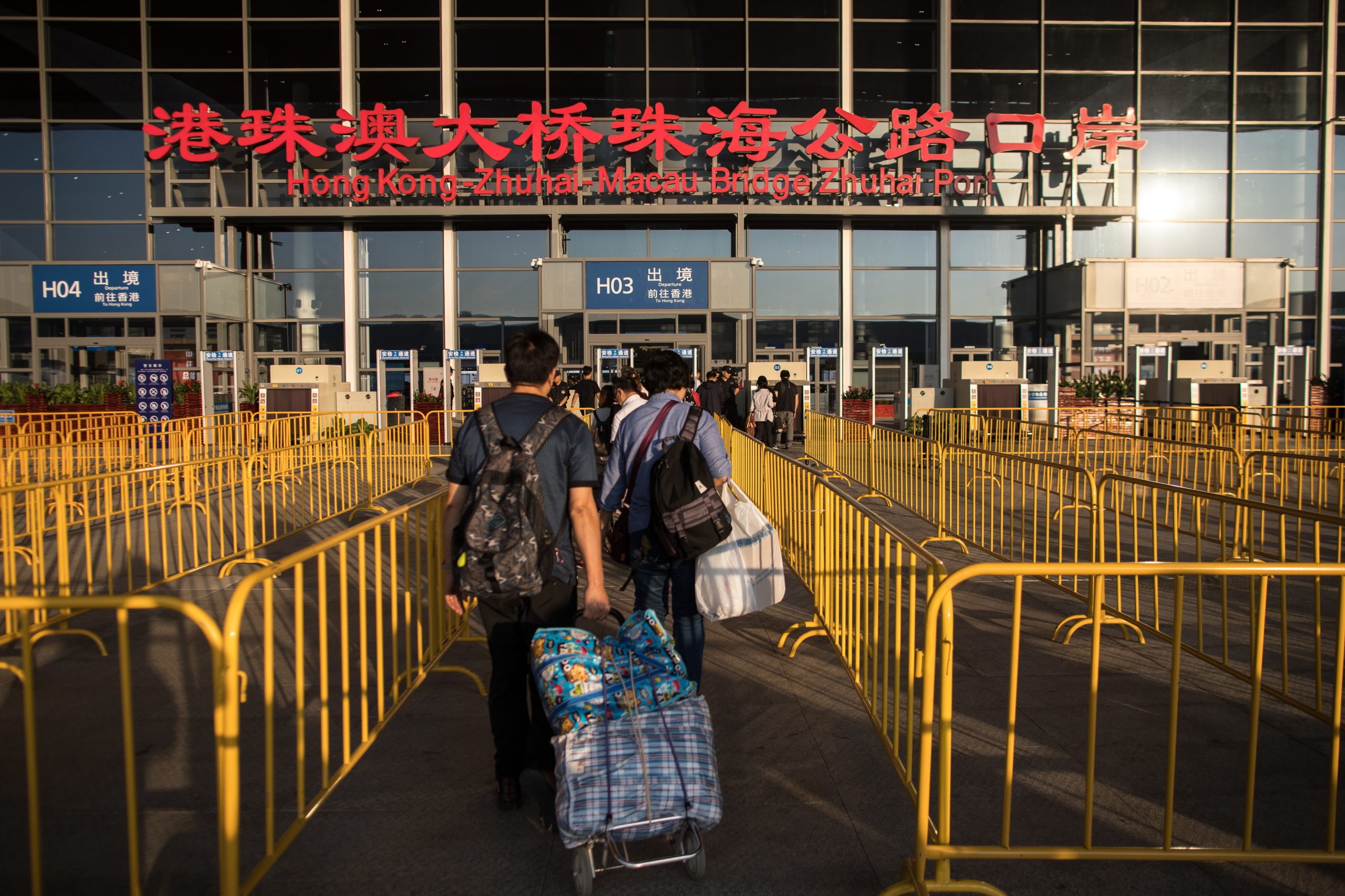 China lança visto para talentos do continente viajarem de e para Macau e Hong Kong