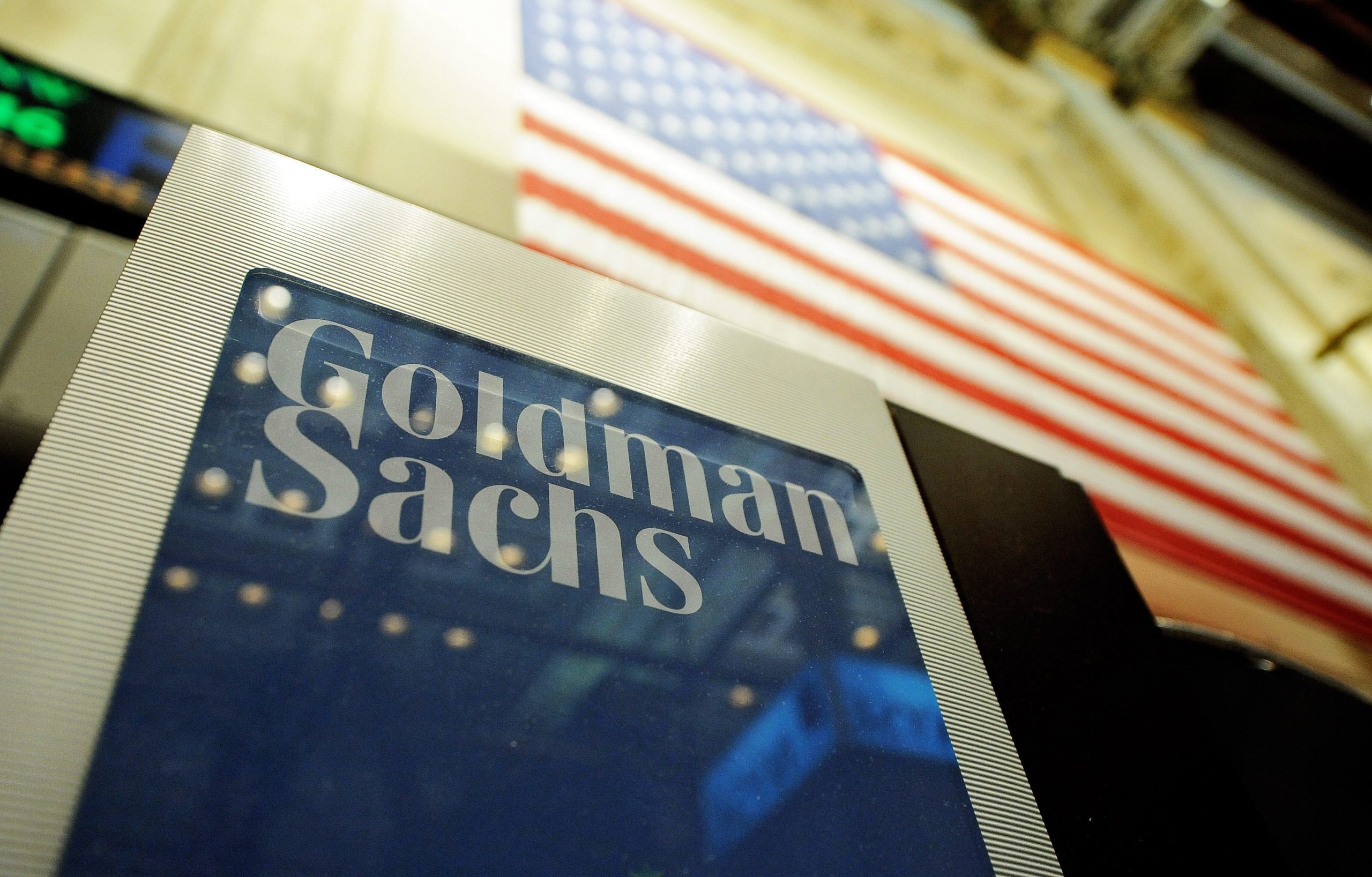 Goldman Sachs garante que Barroso não estava a representar o banco junto da União Europeia
