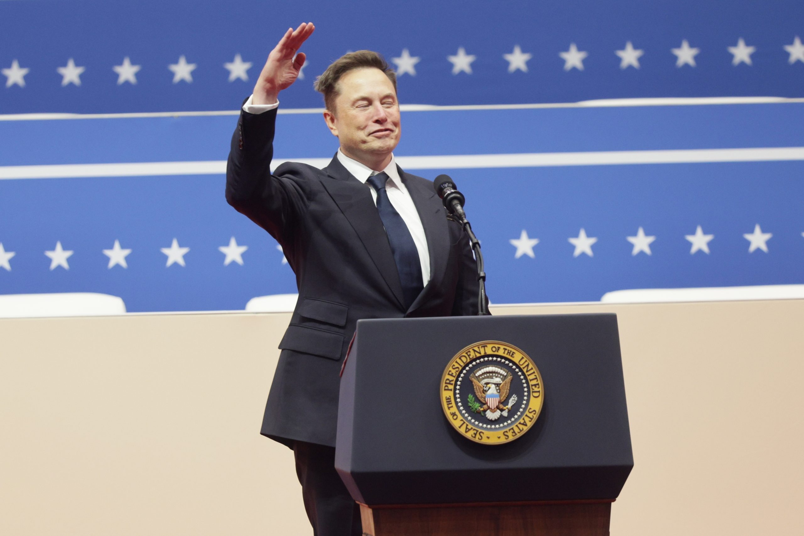 Que gesto de Elon Musk foi este?