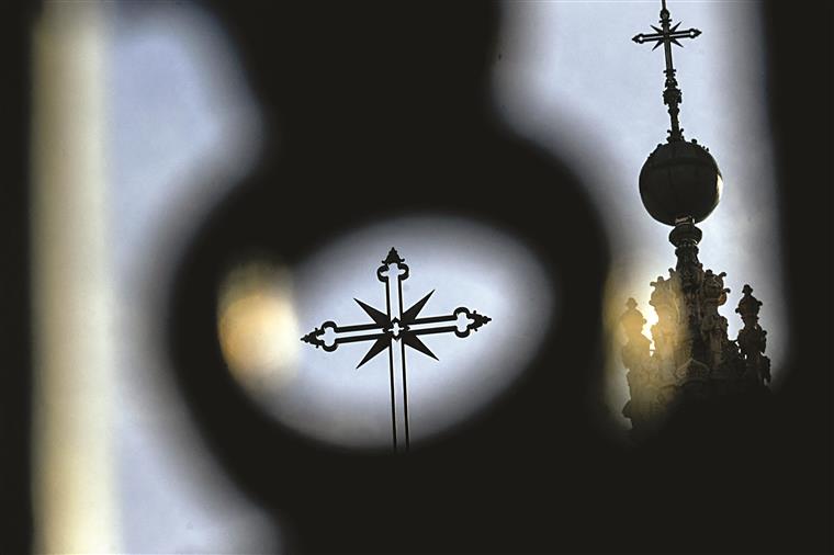 Entra hoje em funcionamento linha telefónica para receber chamadas de vítimas de abusos na Igreja