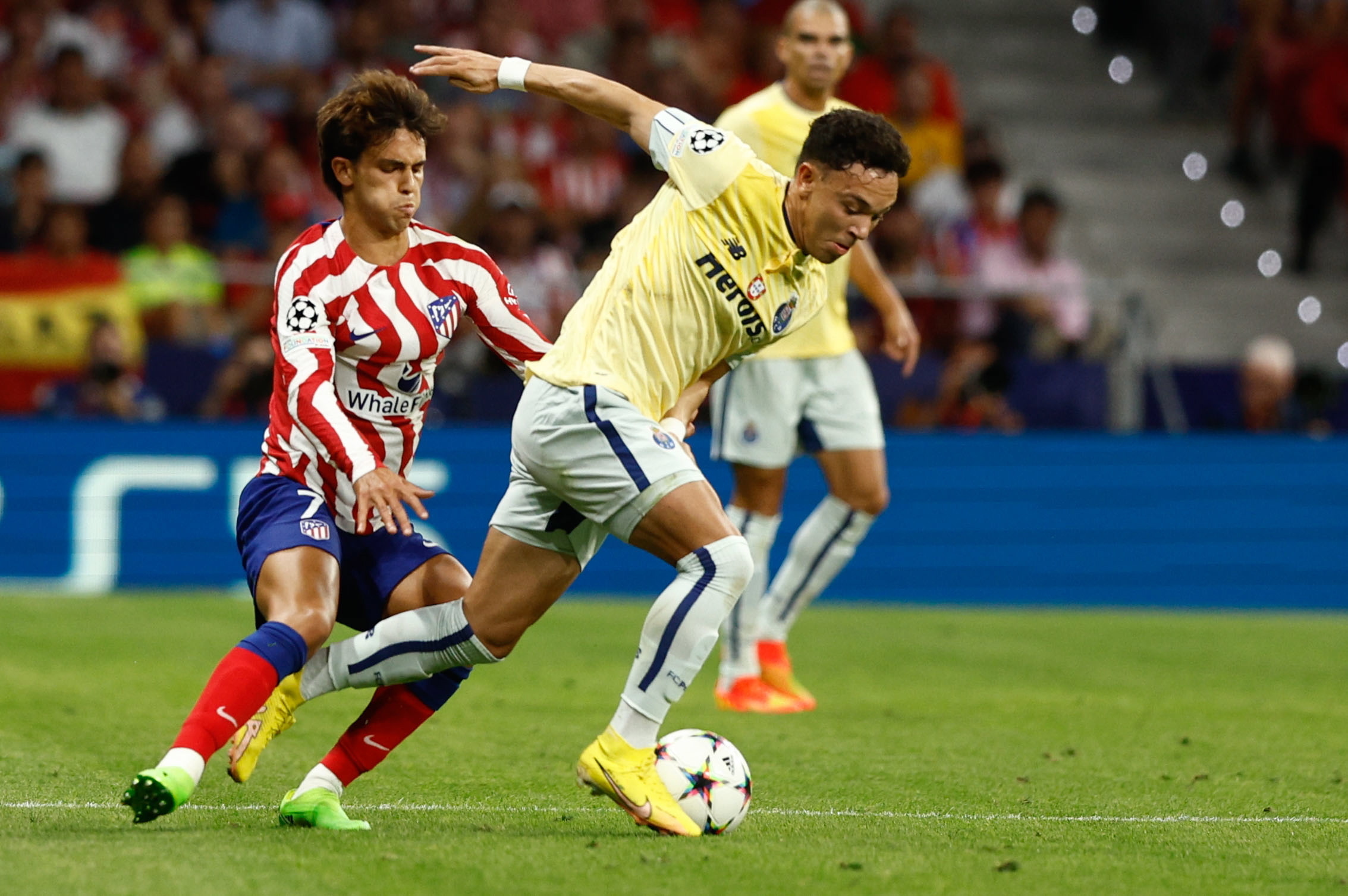 FC Porto perde frente a Atlético de Madrid com golos marcados nos descontos