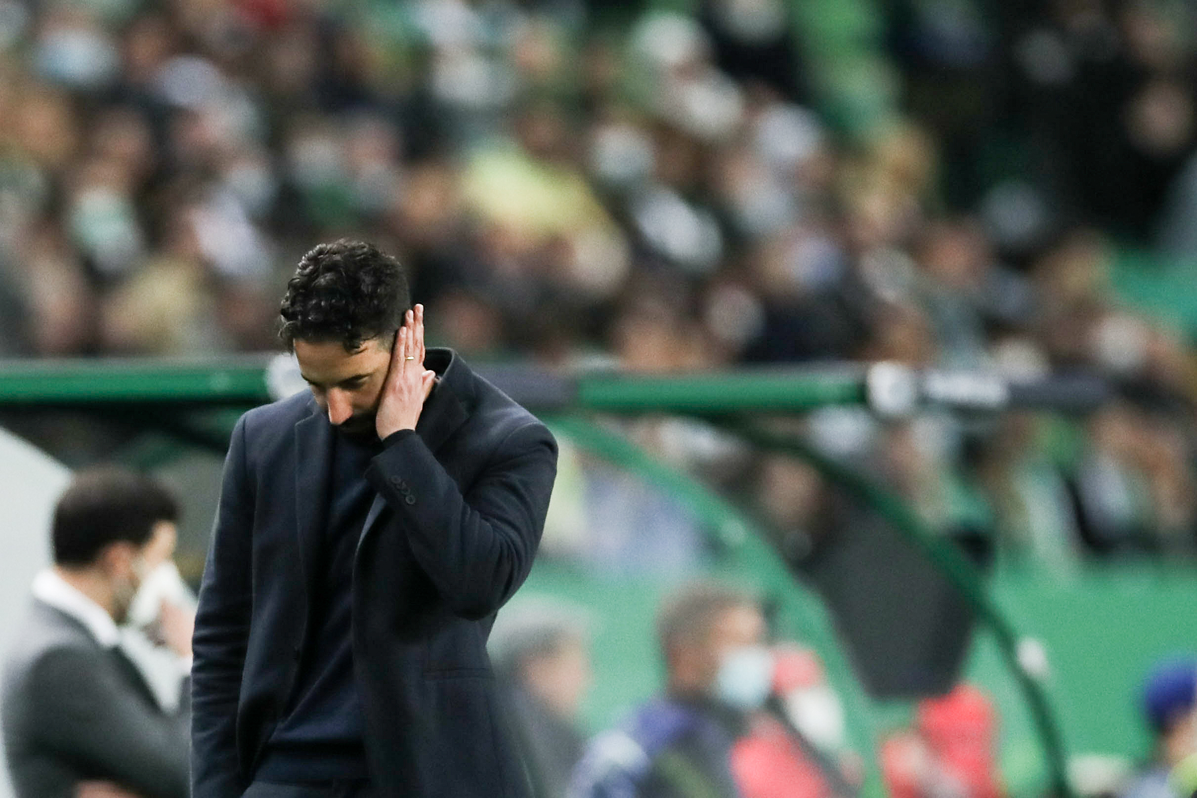 Rúben Amorim dá o título como perdido: “É um momento duro, mas ainda temos a Taça”