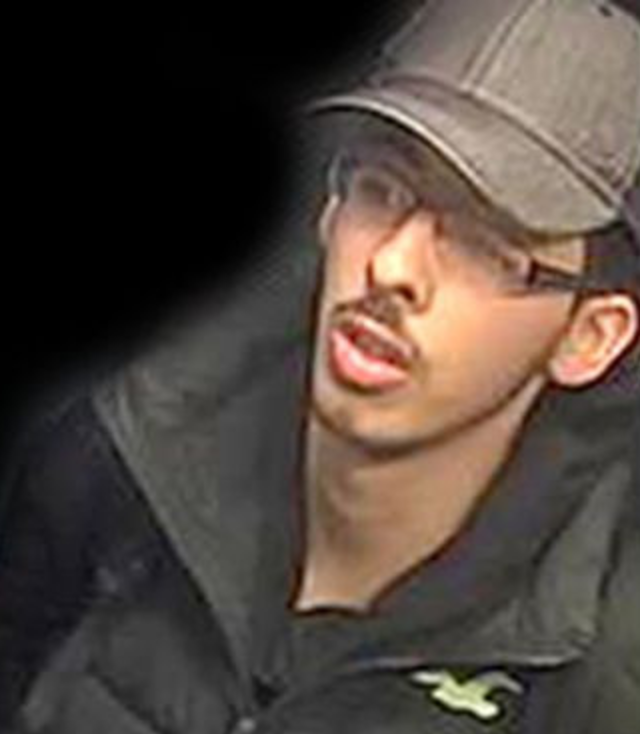 Polícia de Manchester divulga imagens de Salman Abedi