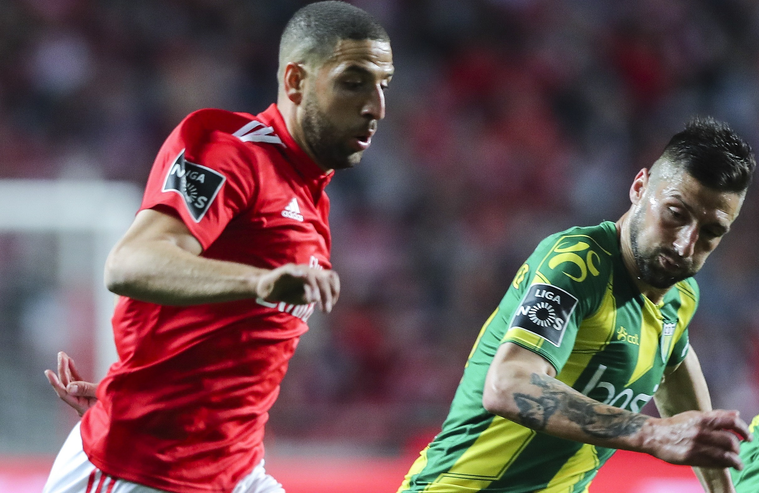 Adel Taarabt renova com Benfica até 2022