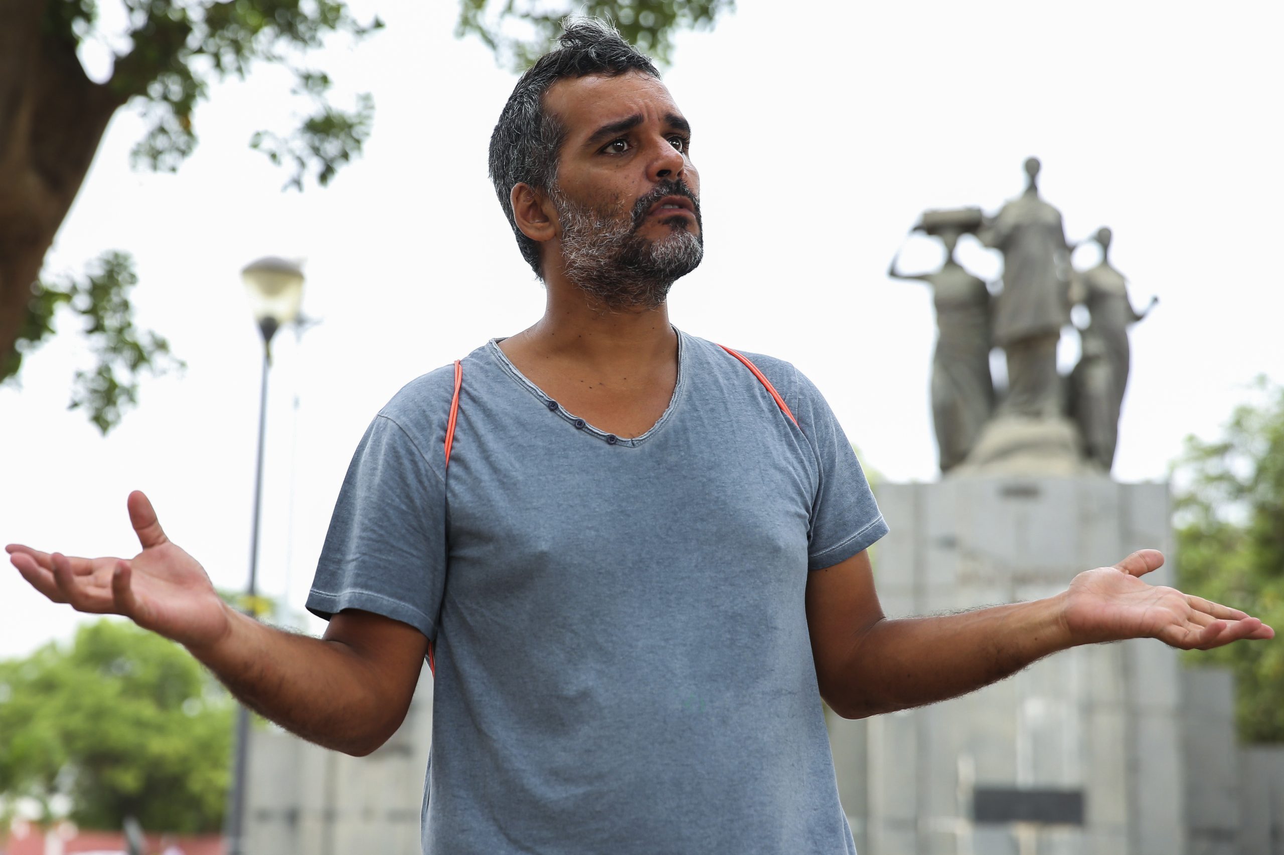Luaty Beirão: “Não sei se a visão reformista de João Lourenço era genuína ou quis apenas desmantelar o poder de José Eduardo dos Santos”
