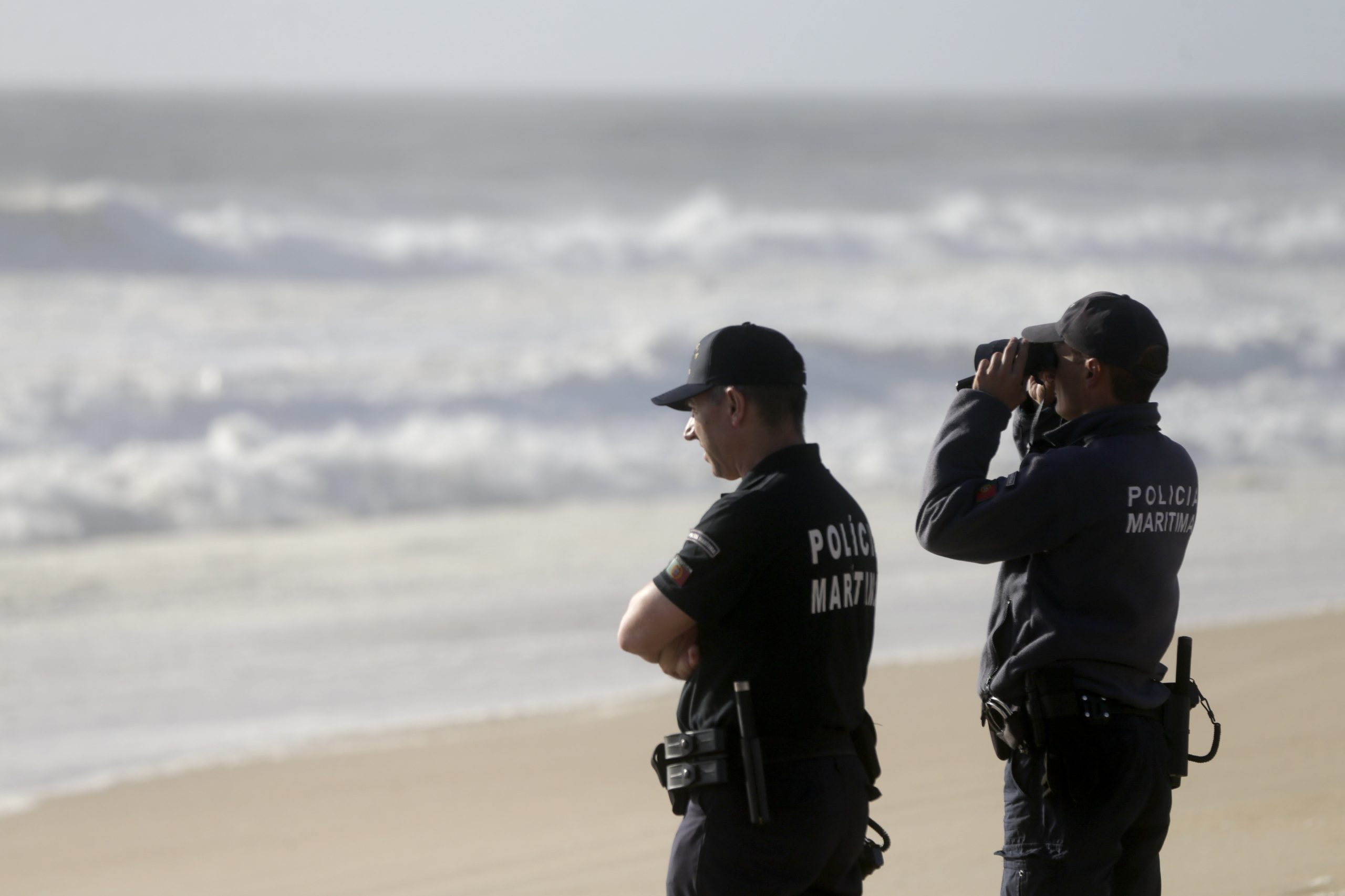 Embarcação da Polícia Marítima afunda ao largo de Lesbos na Grécia