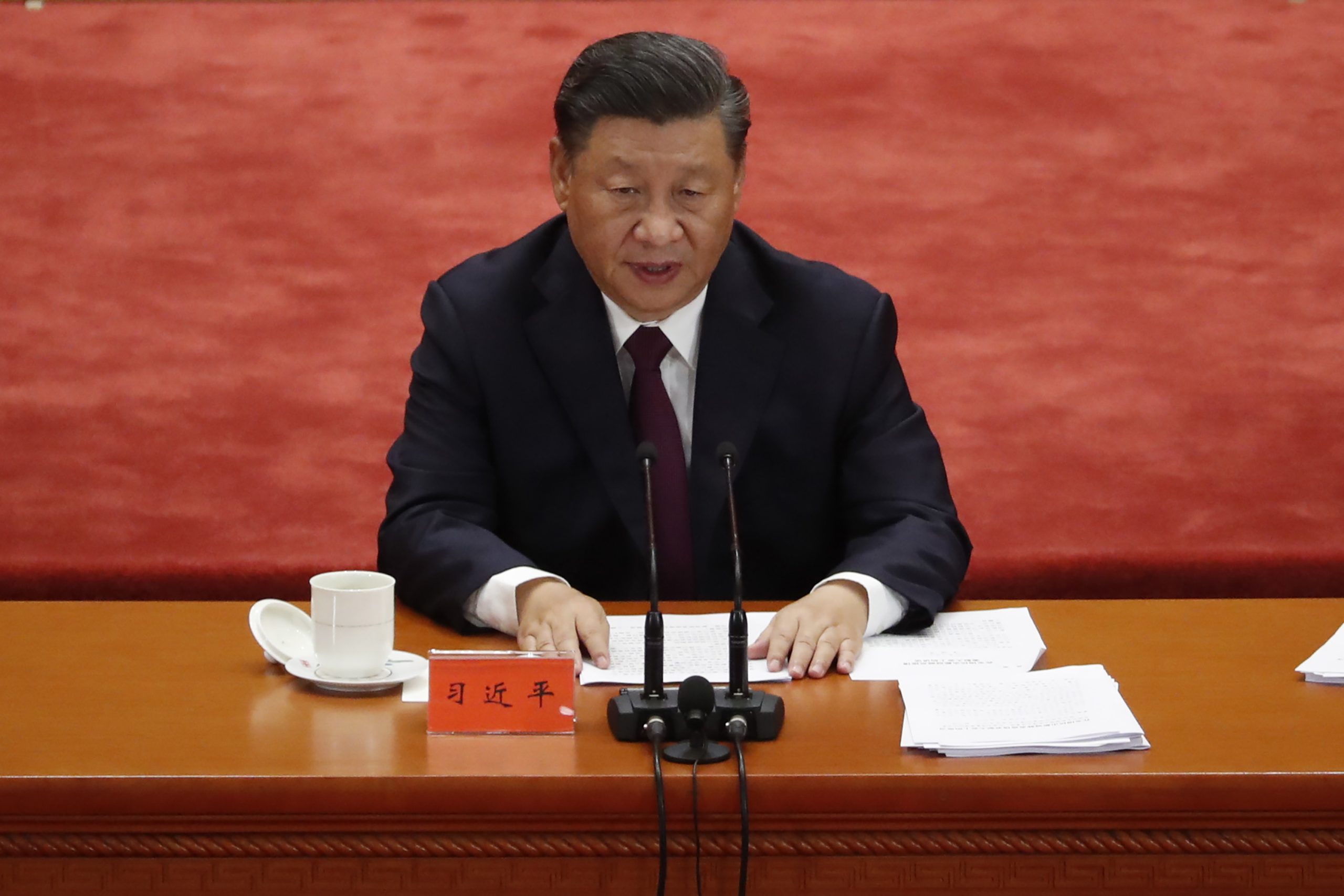 Xi Jinping expressa condolências pela morte de Valéry Giscard d’Estaing