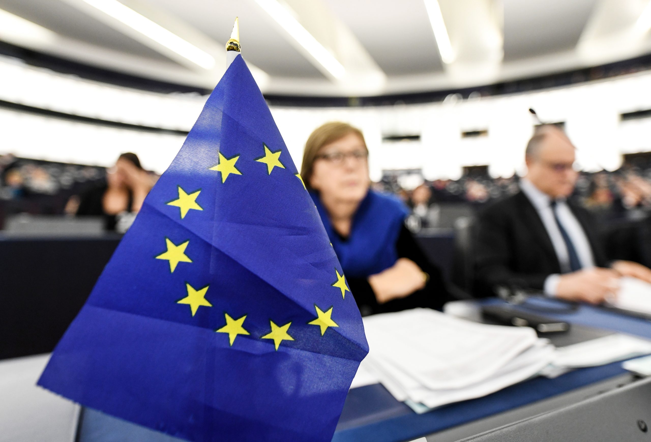 Parlamento Europeu quer “resposta firme” à propaganda hostil devido às ‘fake news’