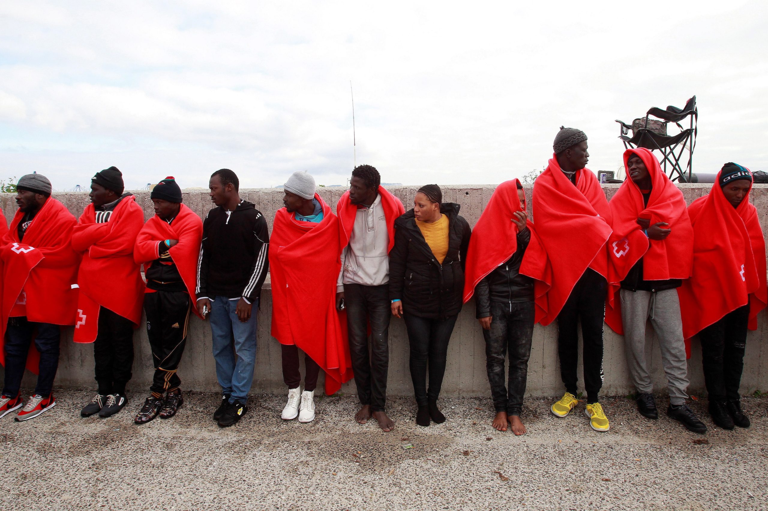 Duas embarcações com 63 imigrantes chegaram durante a noite às Canárias