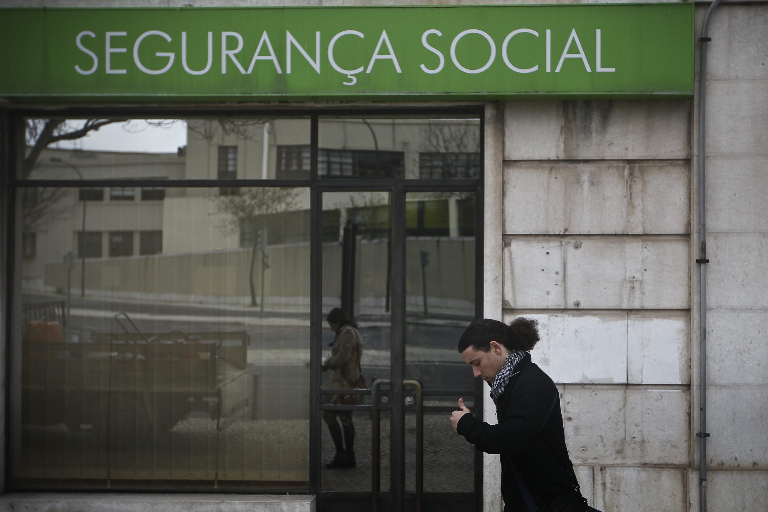 Nova regra para longas carreiras contributivas deverá abranger mil a duas mil pessoas