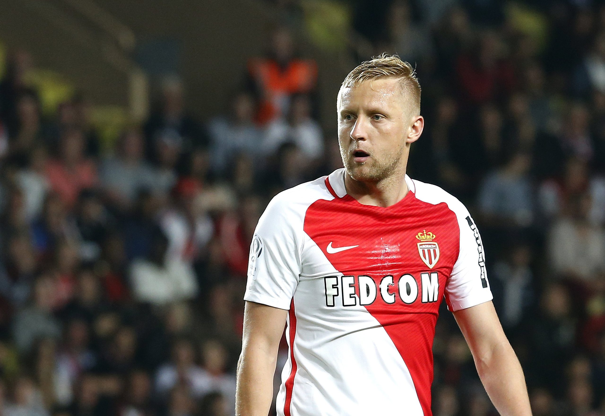 Mónaco, de Leonardo Jardim, renova com Kamil Glik