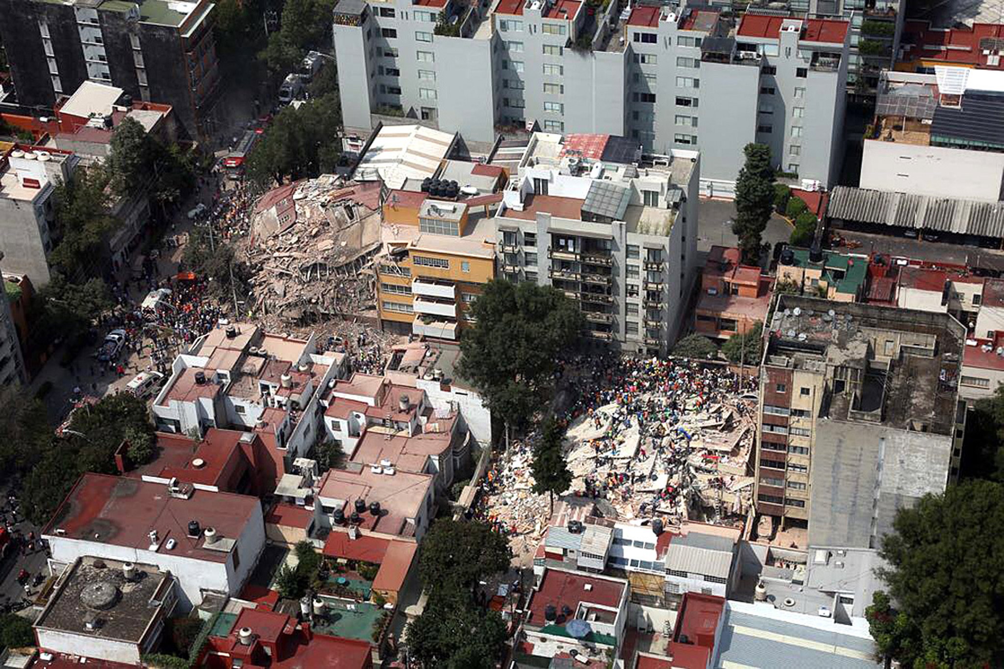 Governo ainda sem registo de vítimas portuguesas do sismo no México
