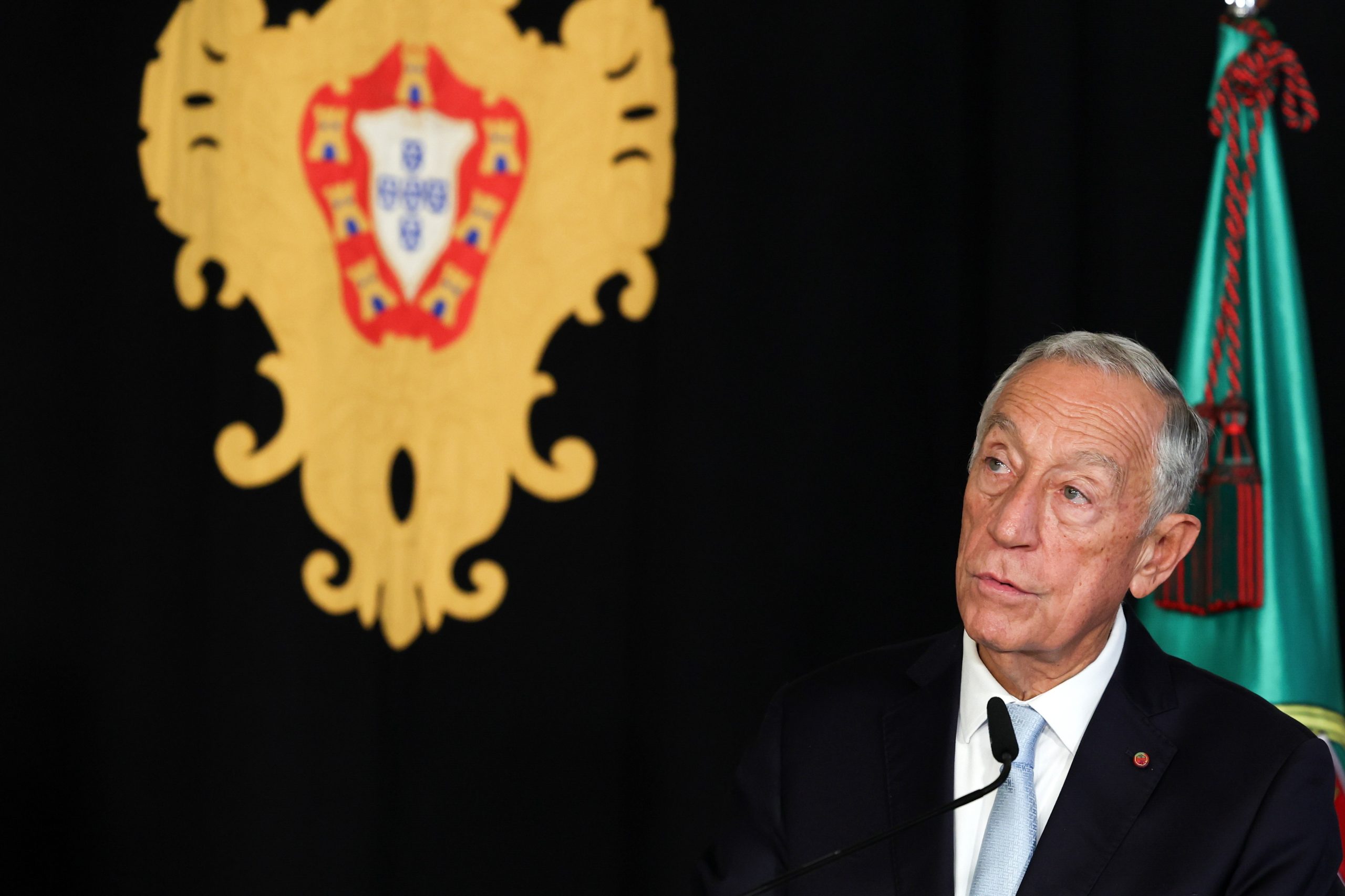 Marcelo manifesta pesar por queda de avião na Coreia do Sul
