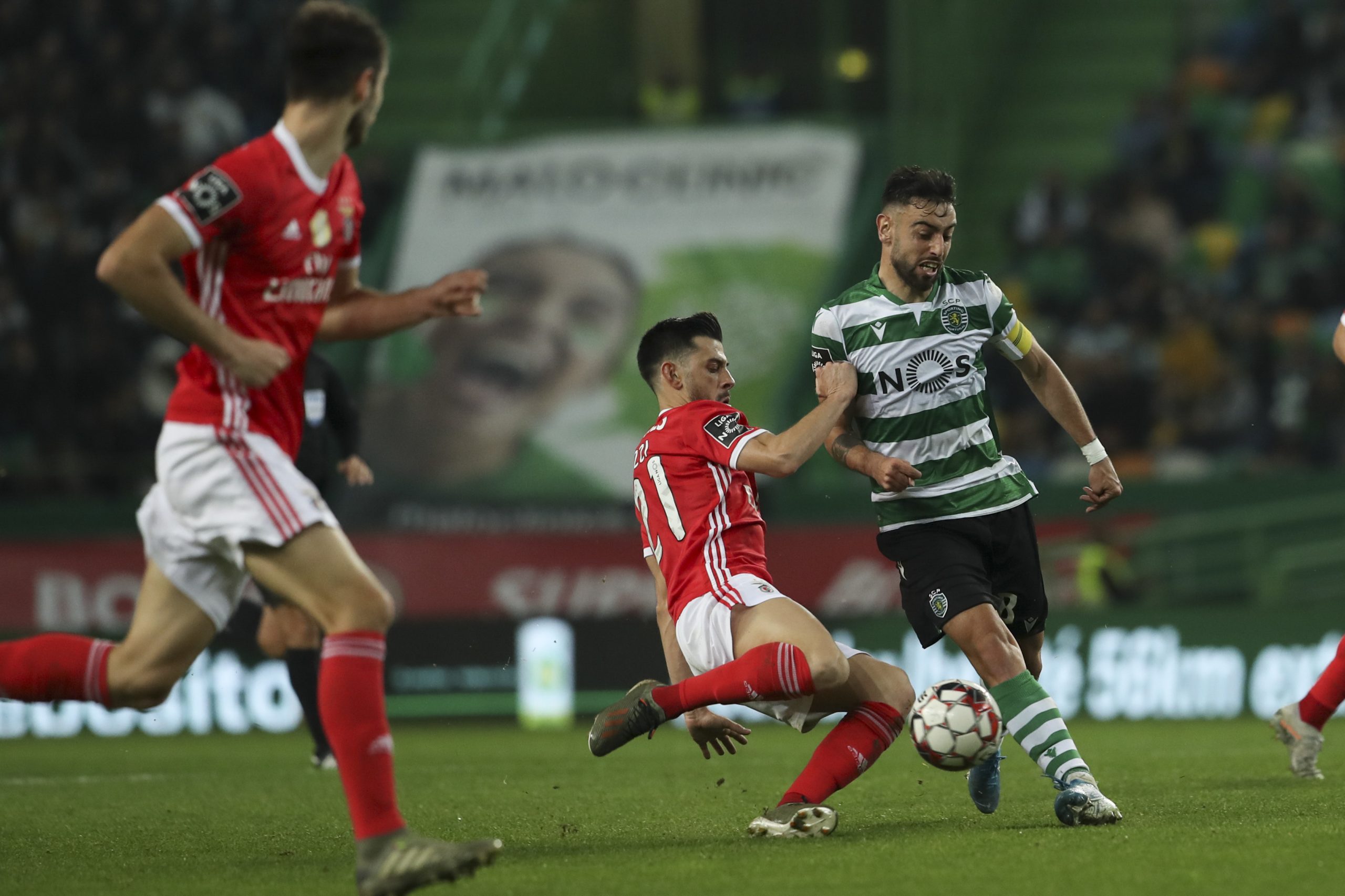 Benfica é a equipa que menos faltas comete na I Liga