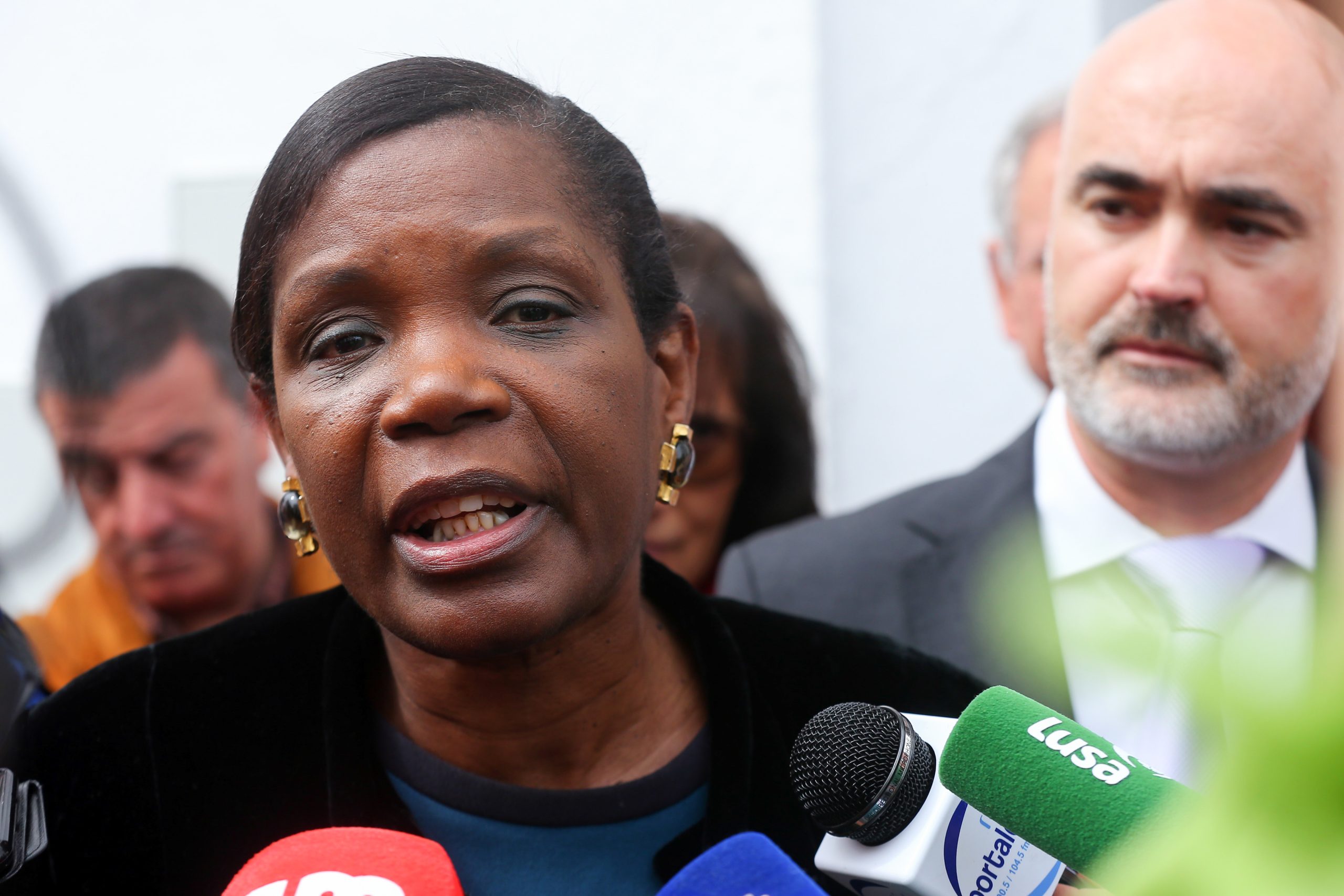 Ministra da Justiça diz que digitalização criou um mundo mais dinâmico mas menos seguro