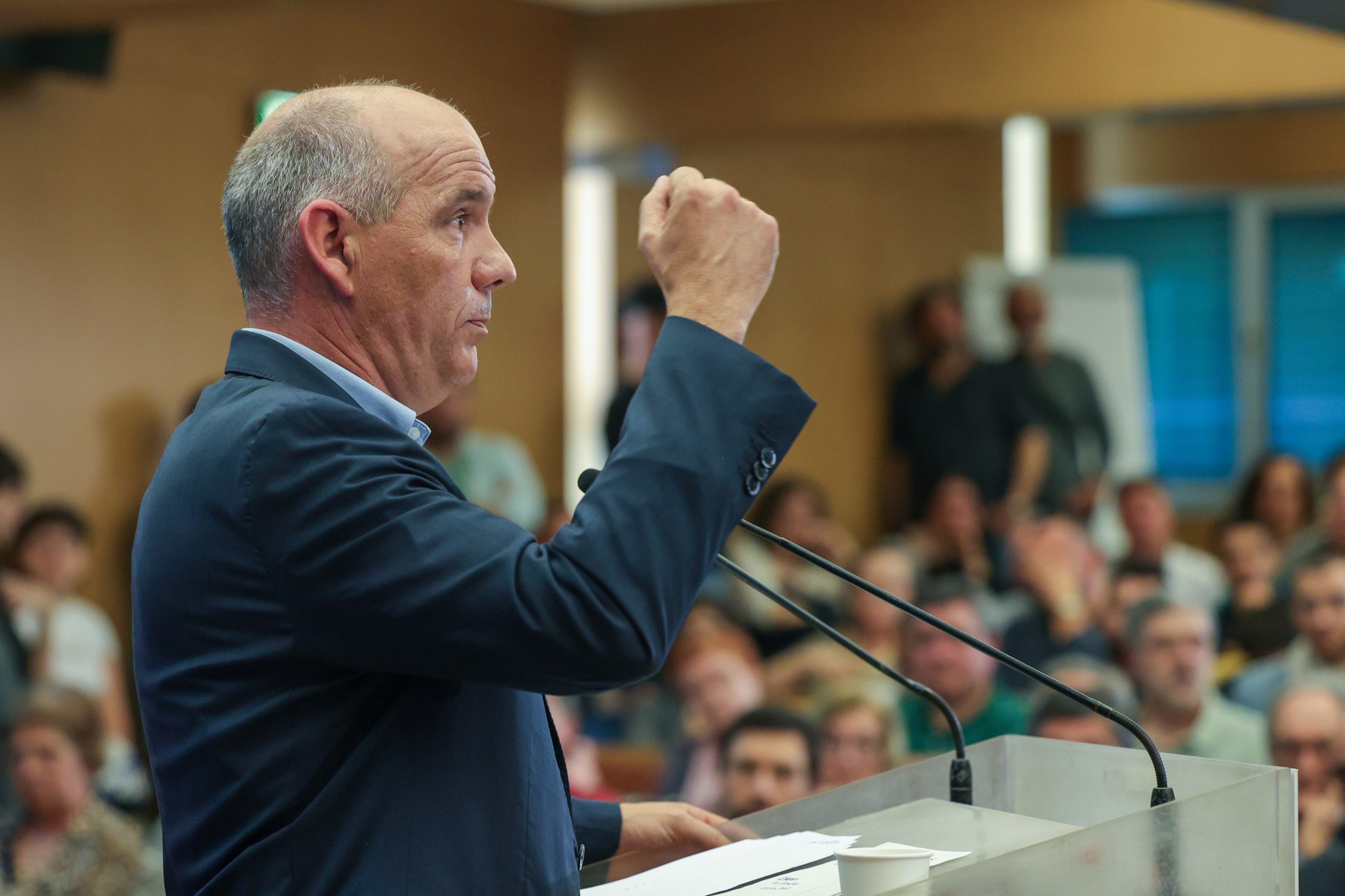 Tarifas: Raimundo acusa Montenegro de usar Conselho de Ministros fazer comício “Bolhão 2”