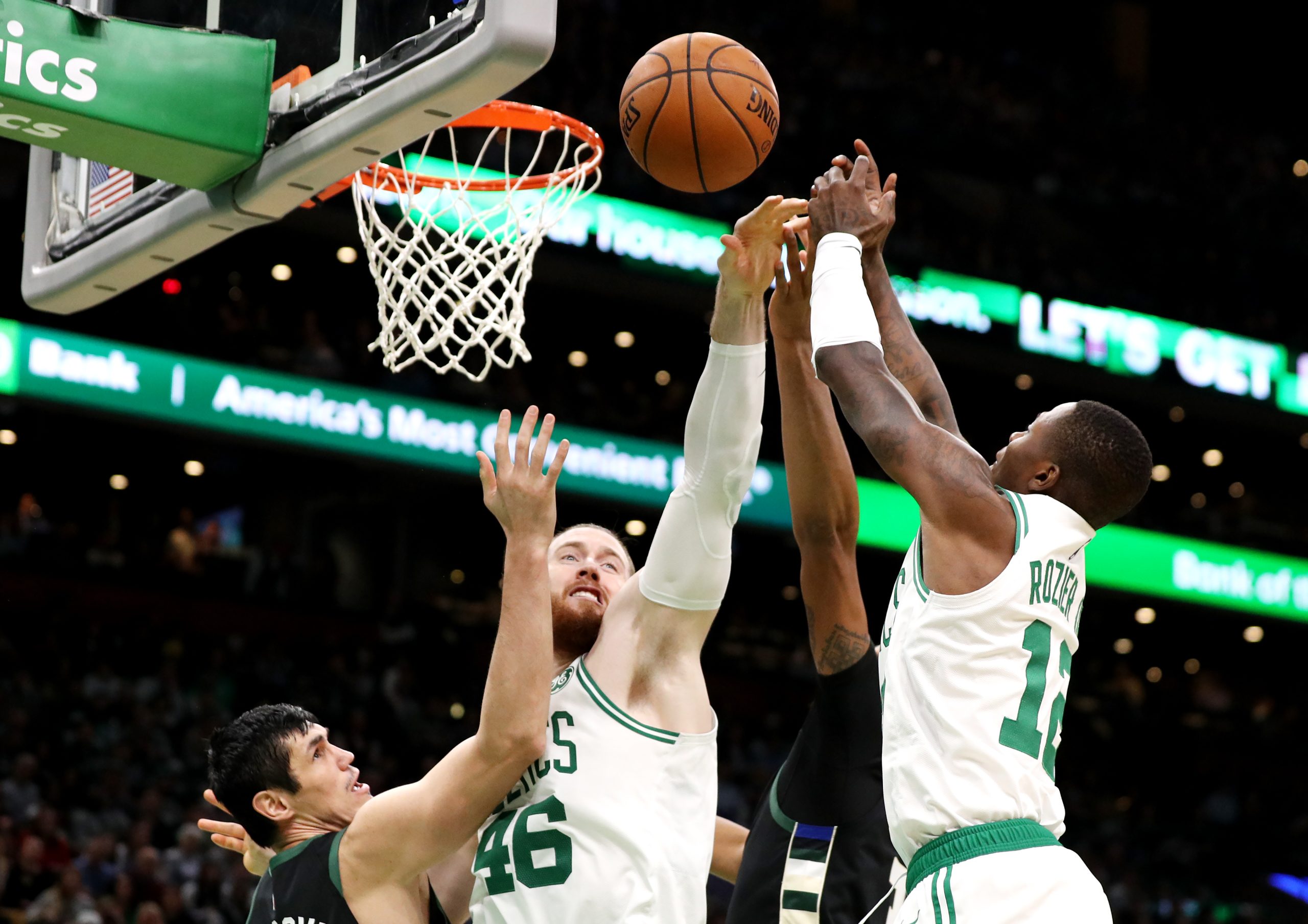 Celtics acabam com invencibilidade dos Bucks na NBA