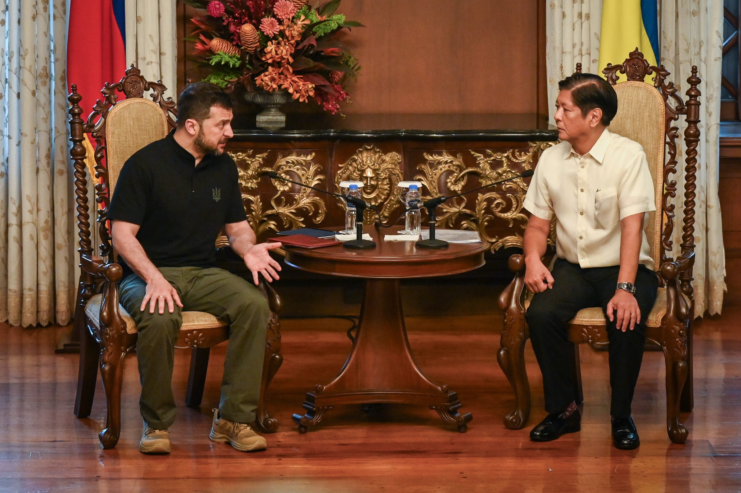 Zelensky nas Filipinas para promover cimeira de paz