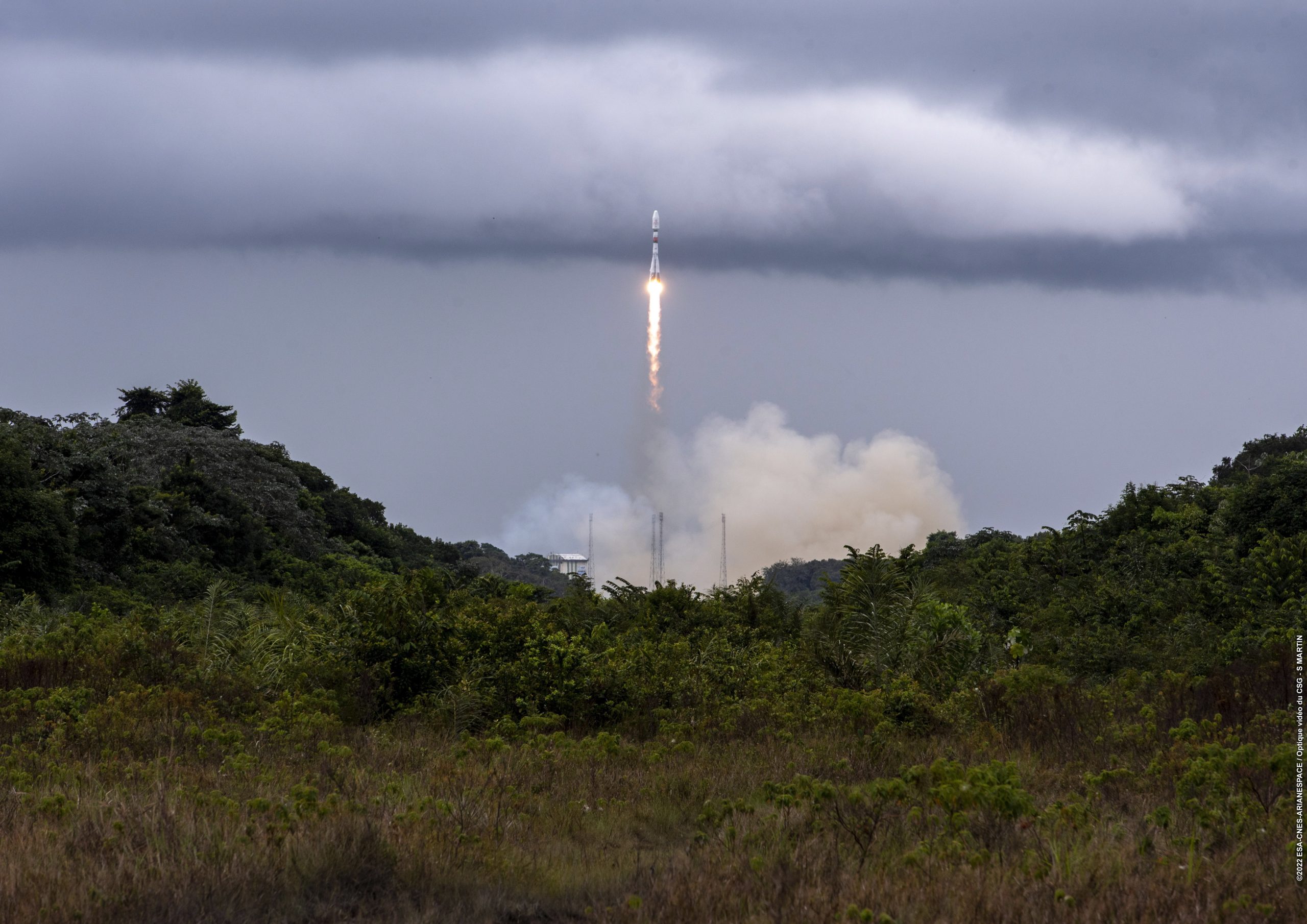 Adiado para sexta-feira lançamento de satélite com tecnologia portuguesa para Júpiter