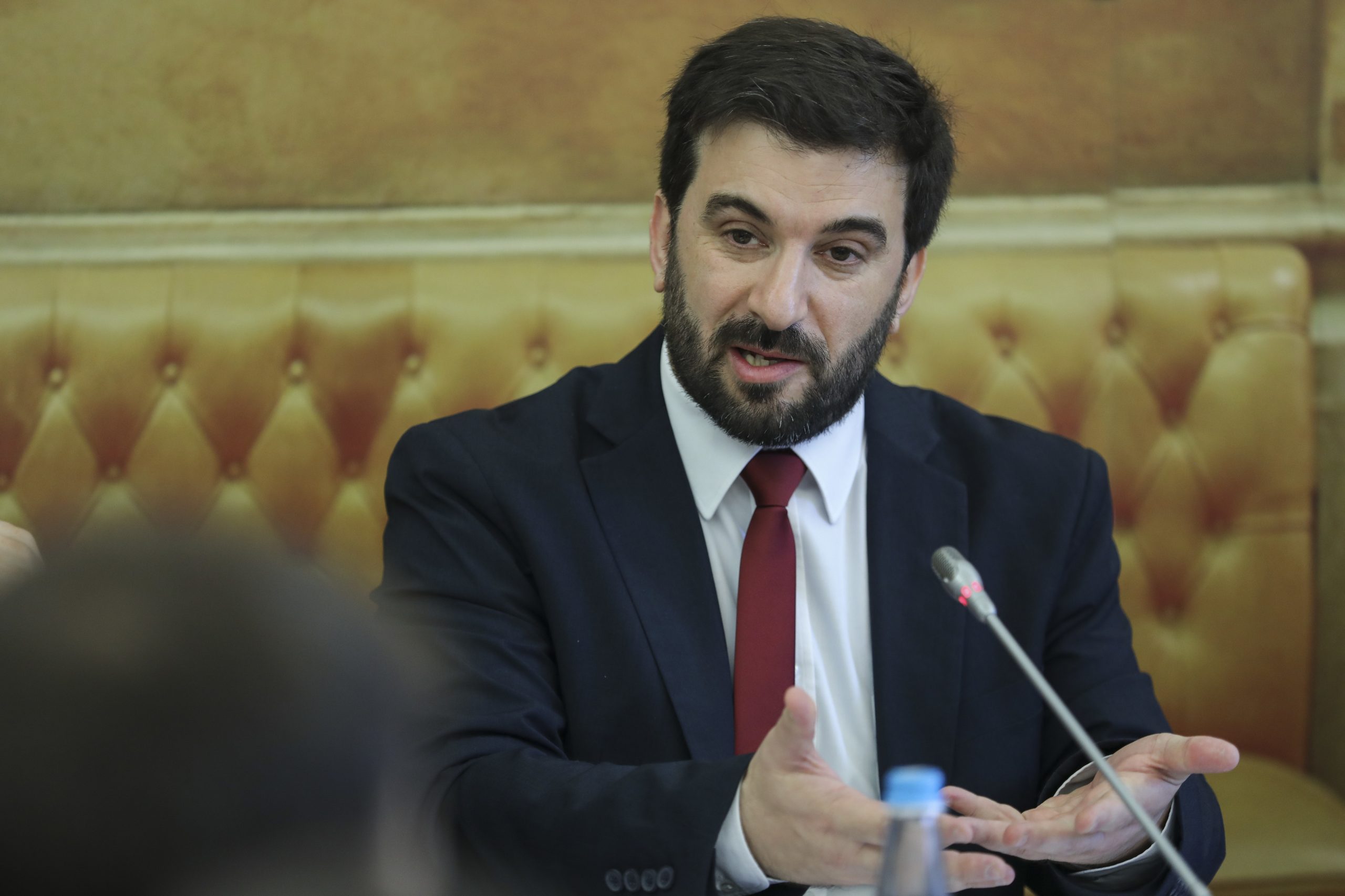 Clima: Ministro da Educação elogia estudantes mas admite que marcação de faltas é inevitável