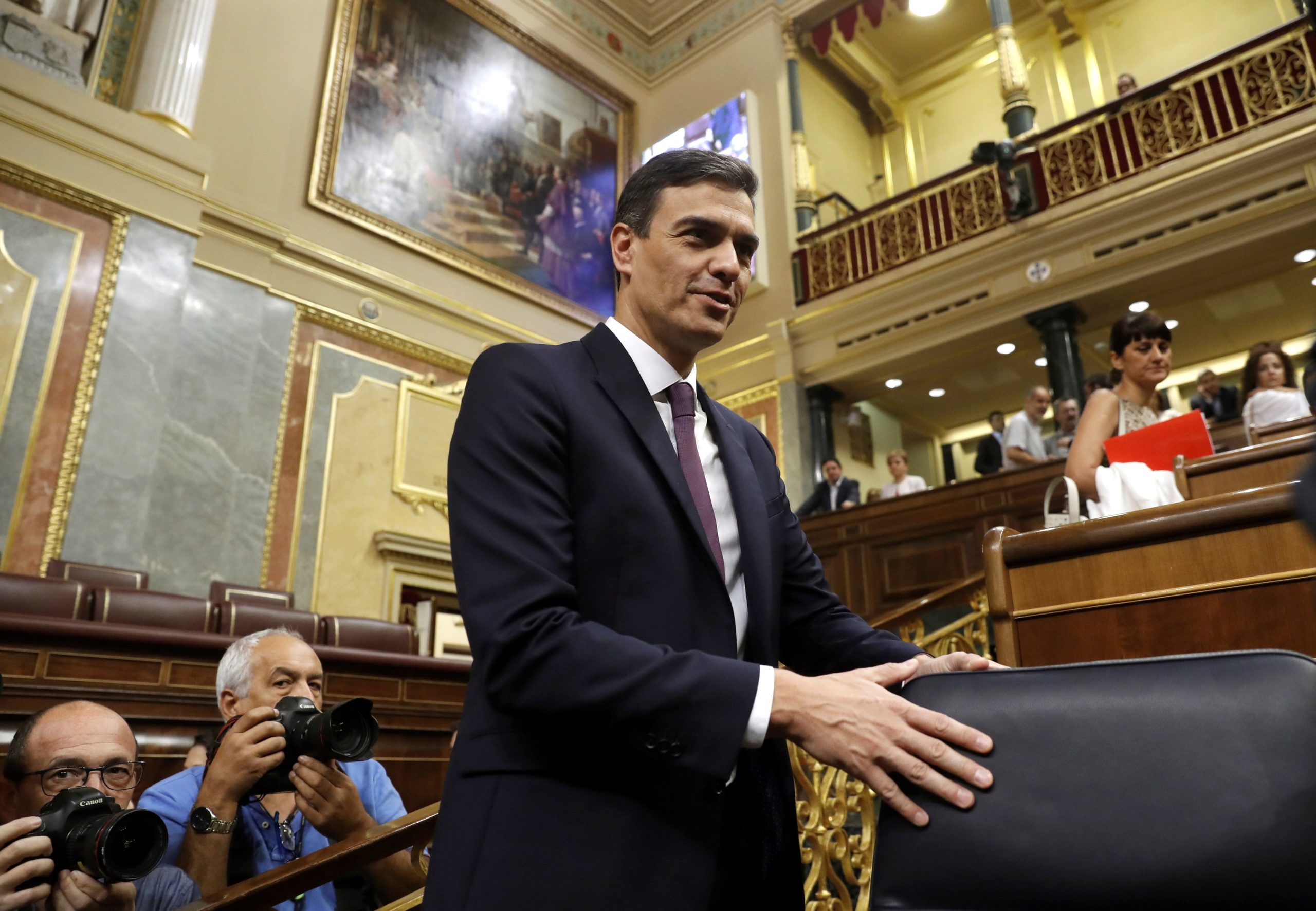 Primeiro-ministro espanhol garante para breve exumação do corpo do ditador Franco