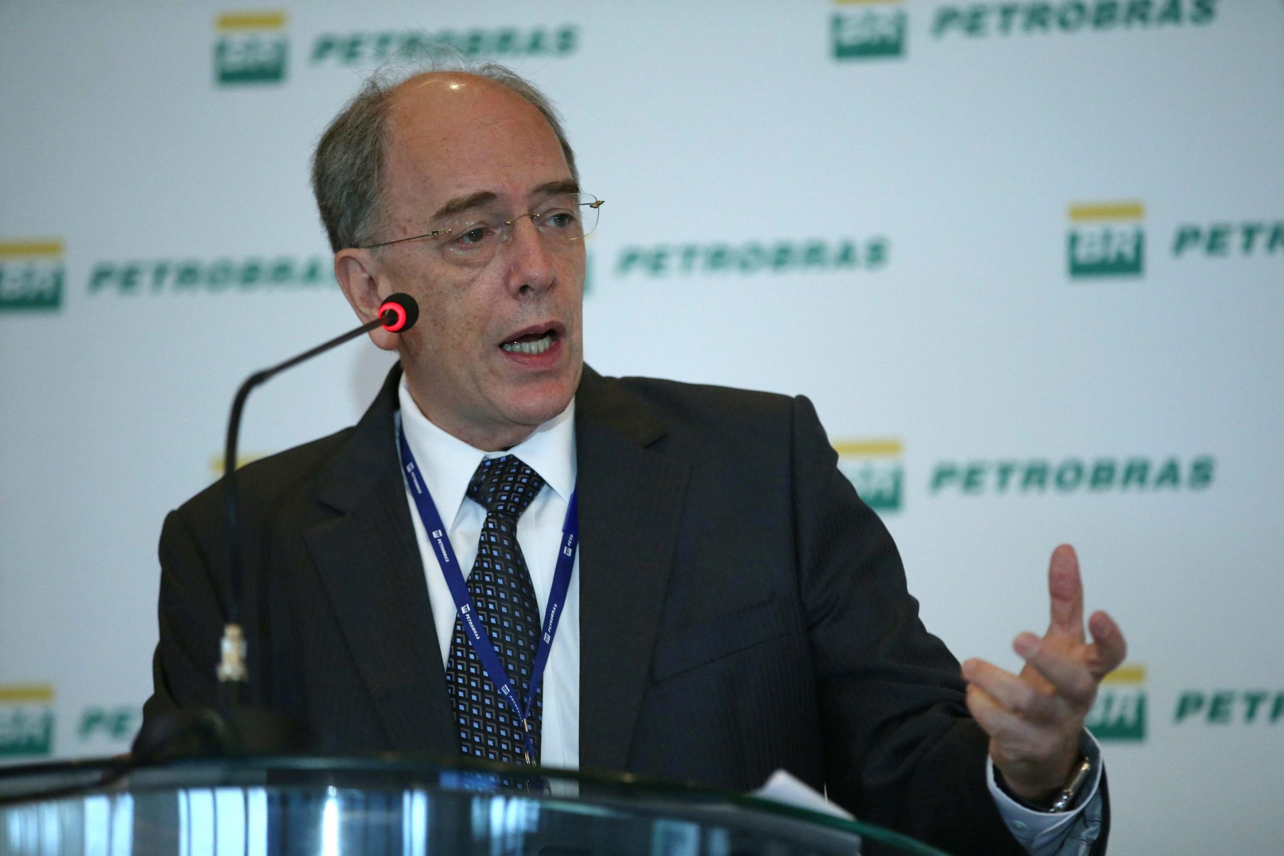 Presidente da Petrobrás demitiu-se do cargo