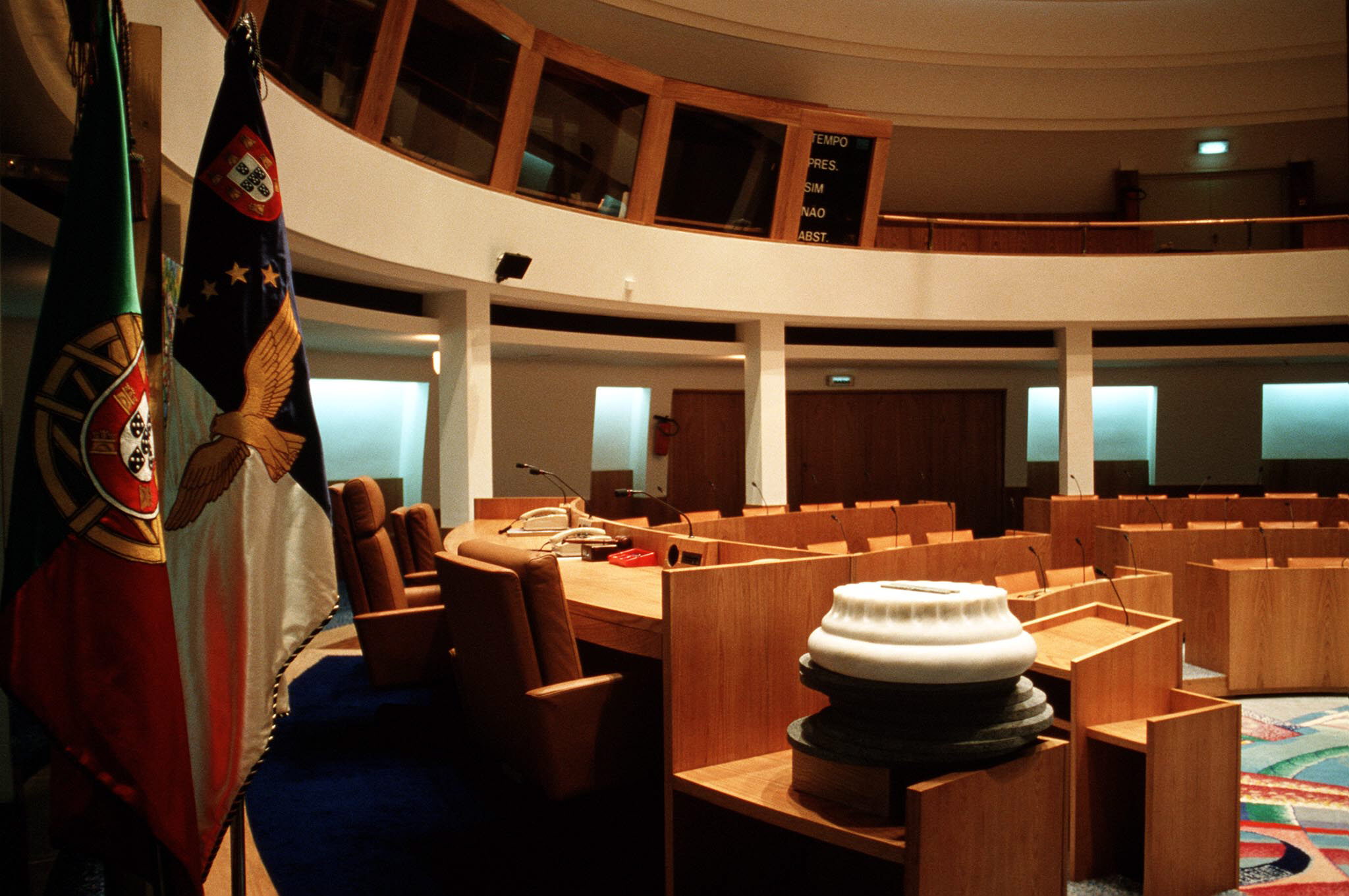 Parecer da subcomissão de Ética sobre viagens de deputados das ilhas aprovado por unanimidade