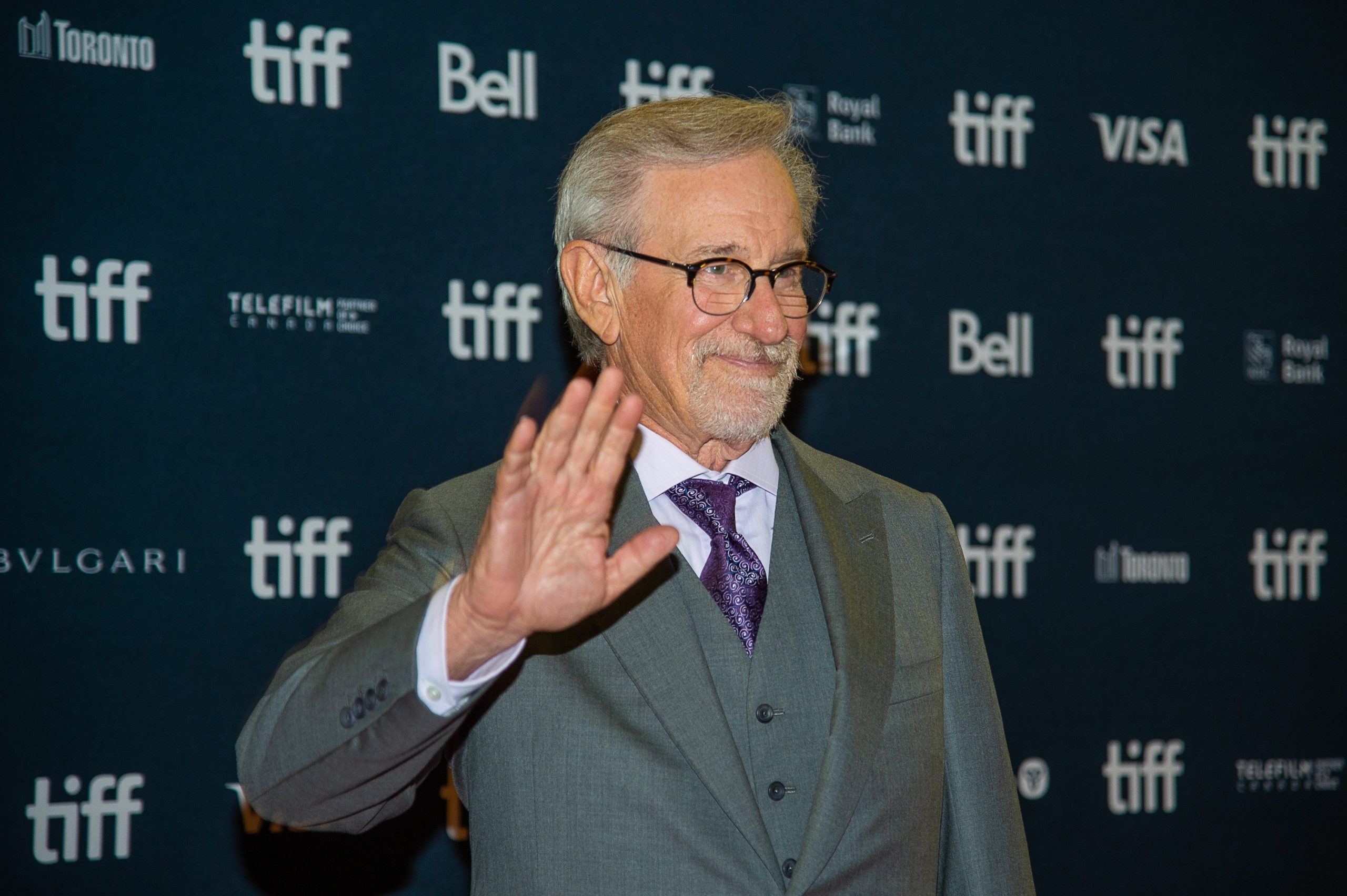 Cinema: Realizador Steven Spielberg recebe prémio de carreira no festival de Berlim