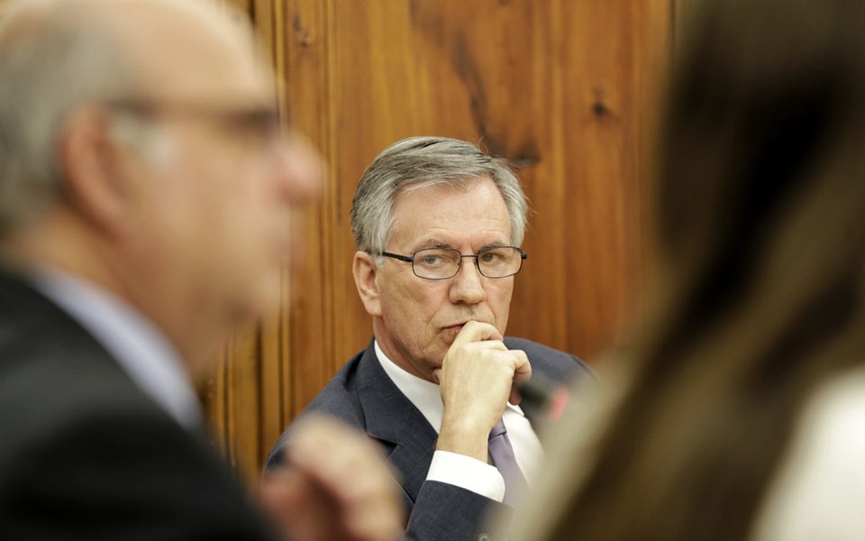 Associação Frente Cívica questiona PGR sobre prisão de Armando Vara