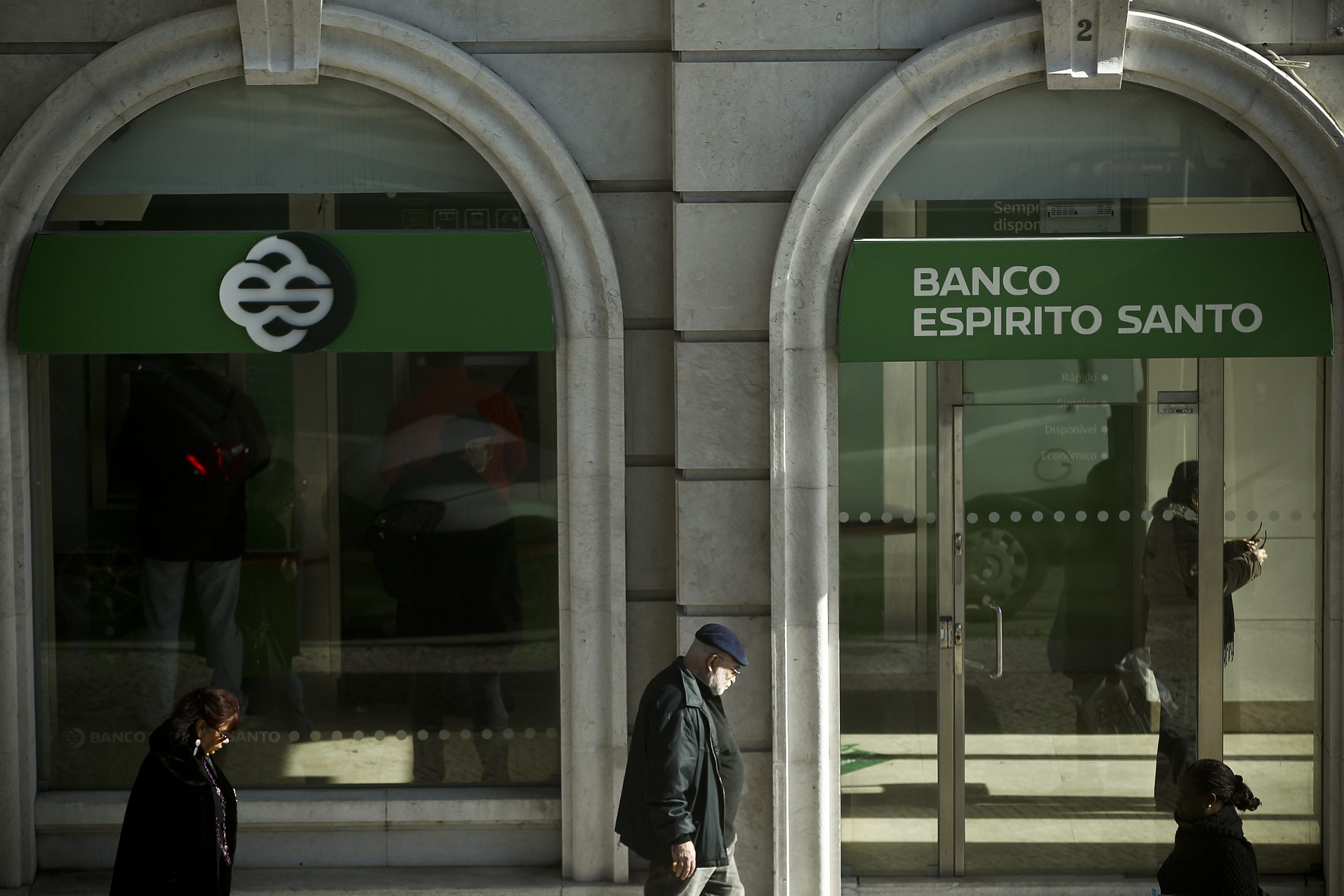 BES: Fundos internacionais lesados exigem ser ressarcidos ou boicotam a recuperação europeia
