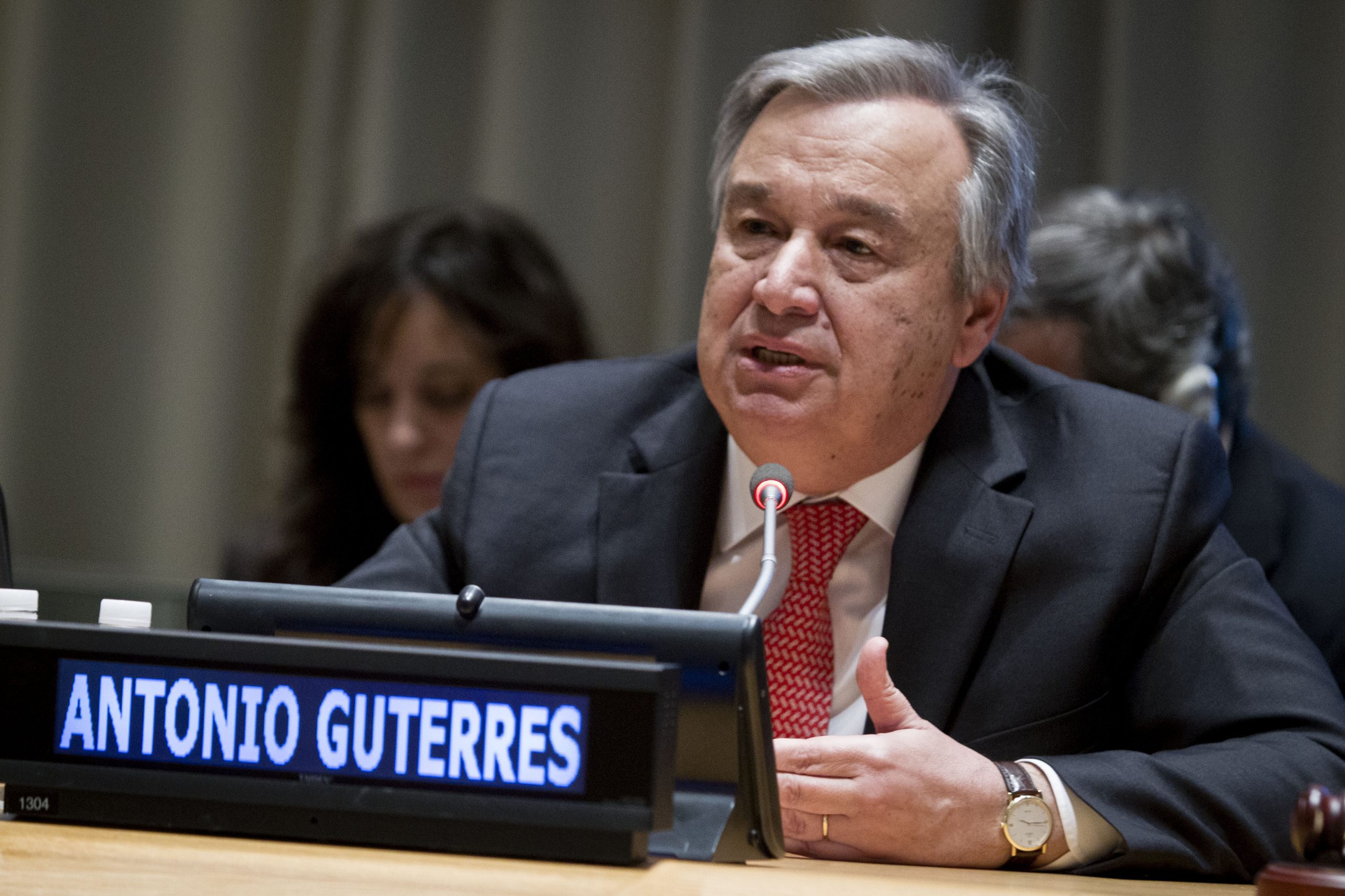 “Mentes vazias são o recreio do diabo”. Guterres quer reforçar a educação de refugiados