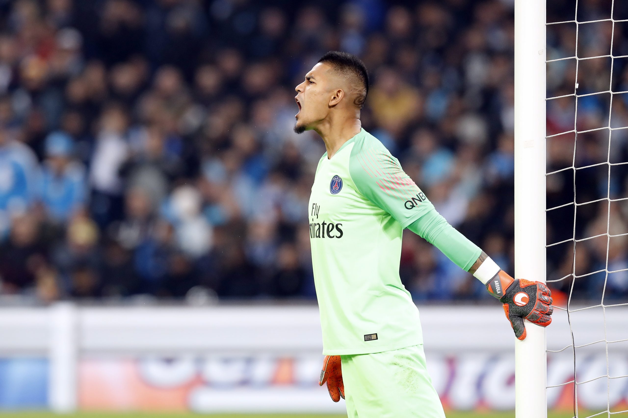 Guarda-redes Alphonse Areola prolonga contrato com PSG até 2023