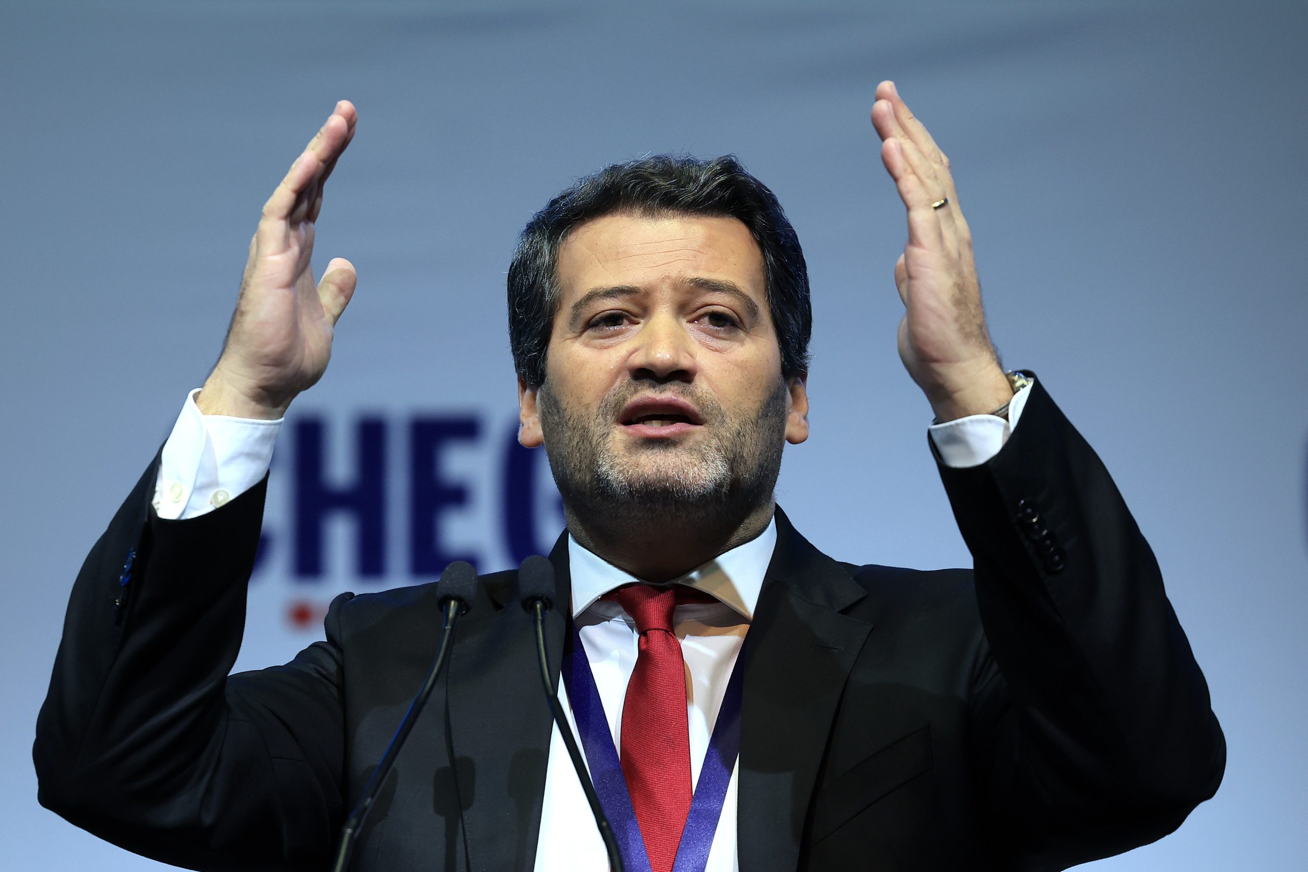 André Ventura ataca Aliança Democrática por admitir viabilizar eventual Governo do PS
