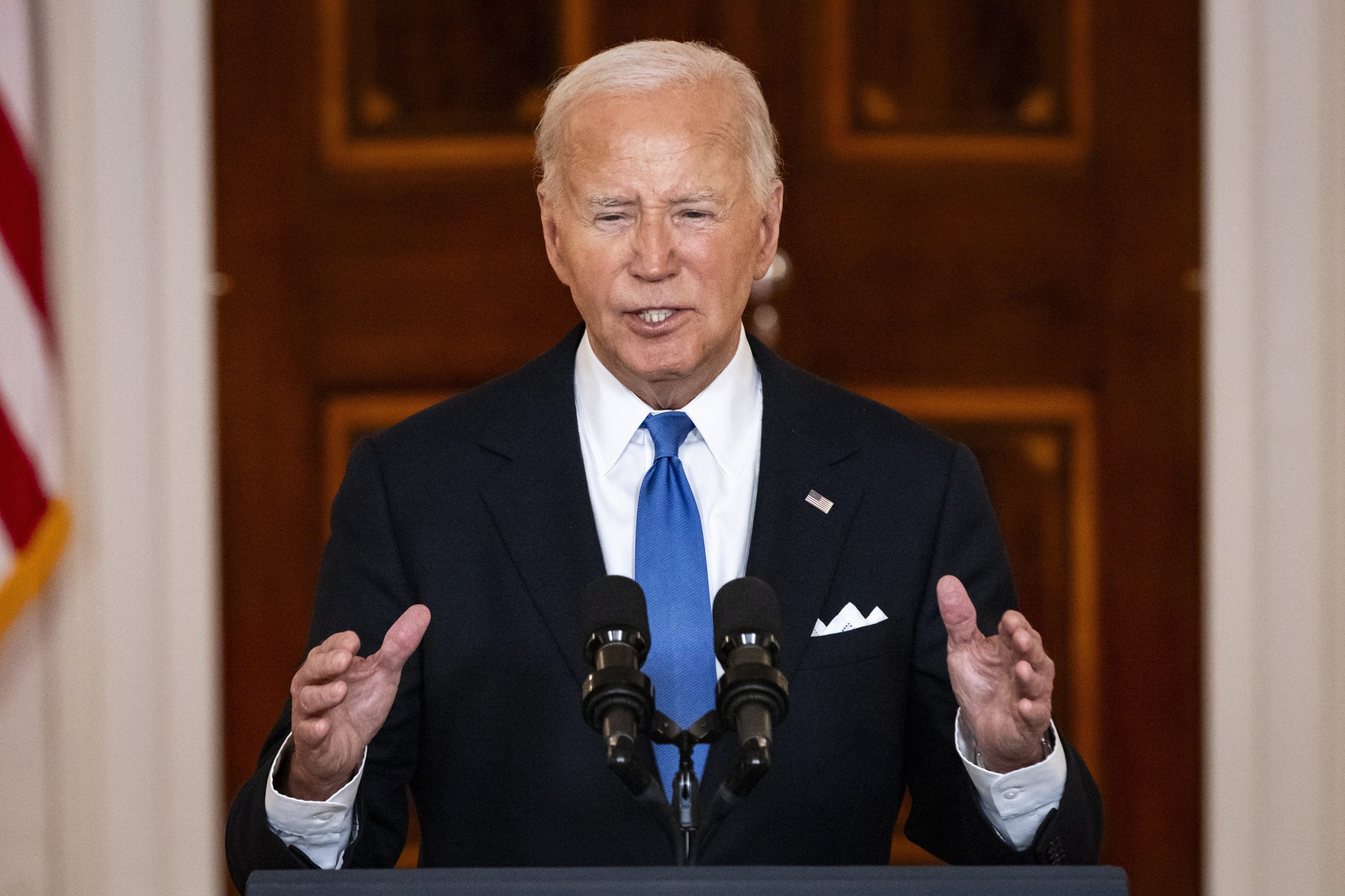 “Ninguém me vai empurrar para fora”. Biden vai manter-se na corrida à Casa Branca