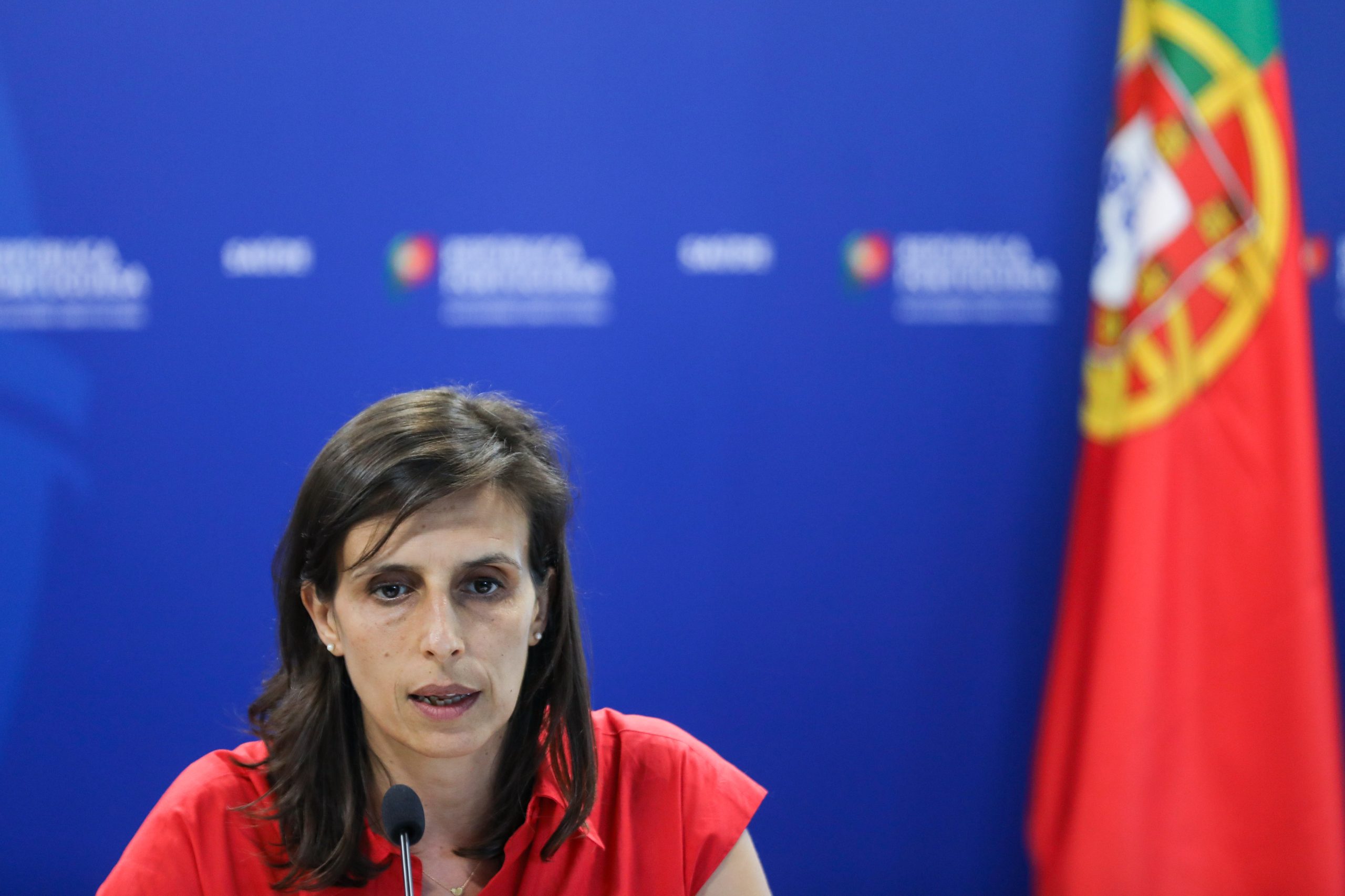 Autoridades apelam a que todos os residentes em Portugal usem a app “Stayaway covid” quando estiver pronta — mas não dizem quando