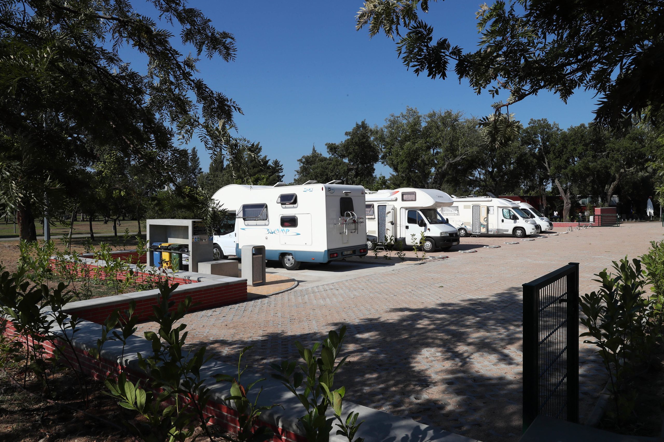 Pernoita de autocaravanas fora das áreas protegidas aprovada