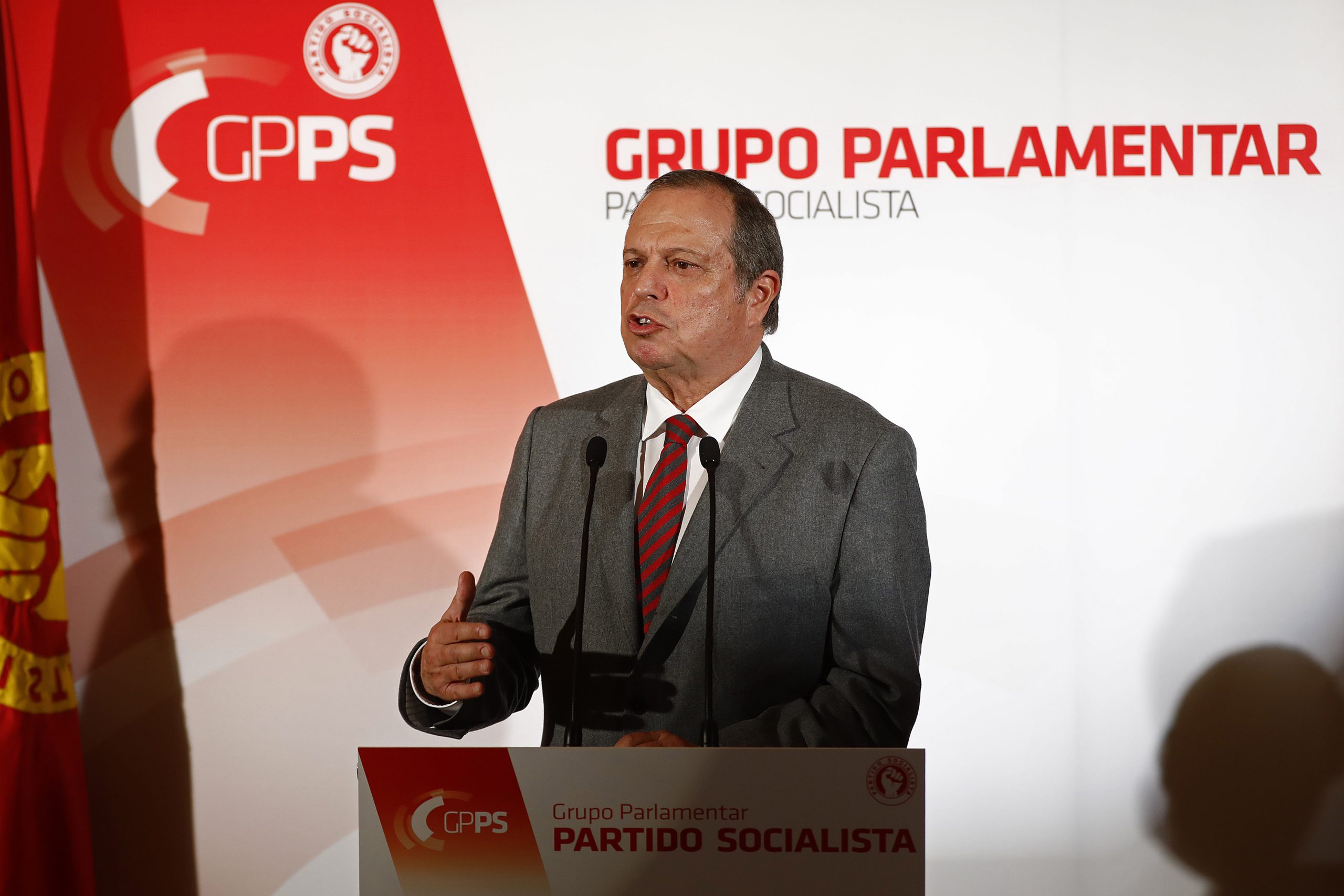 PS avança com projetos para “reforço da transparência” no exercício de cargos políticos